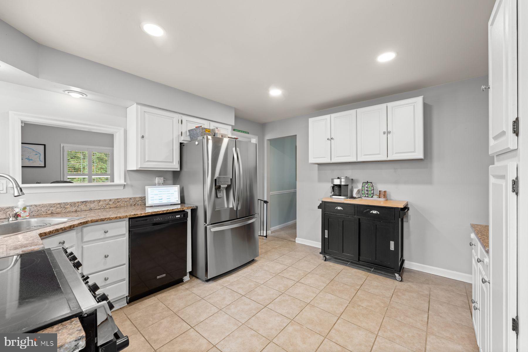 RAMPART RIDGE - Residential