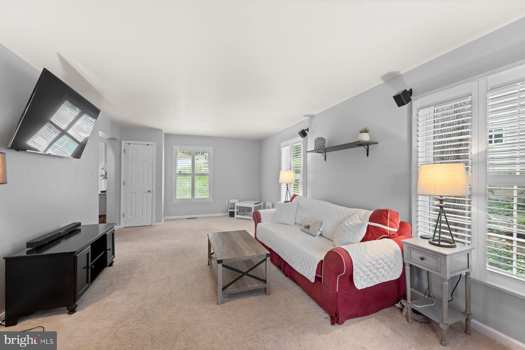 RAMPART RIDGE - Residential