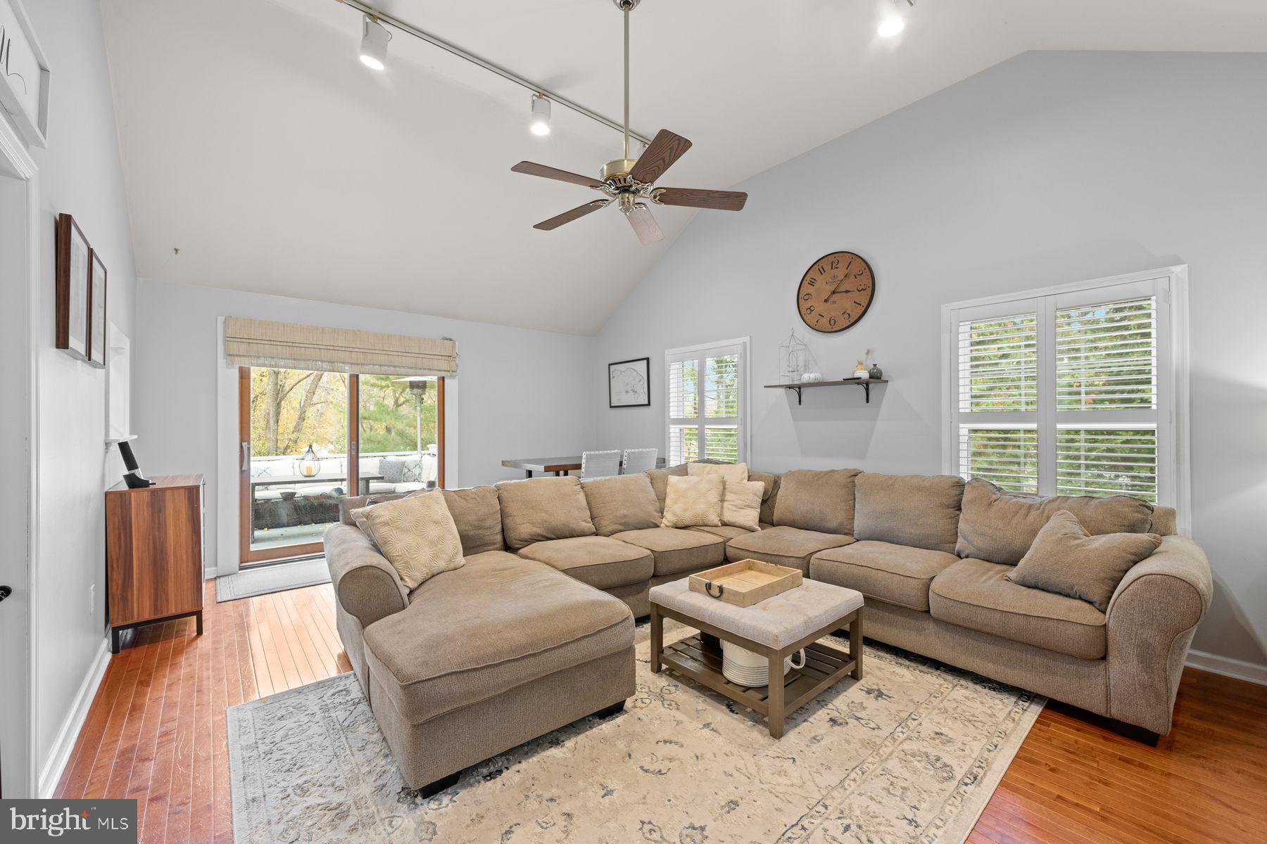 RAMPART RIDGE - Residential