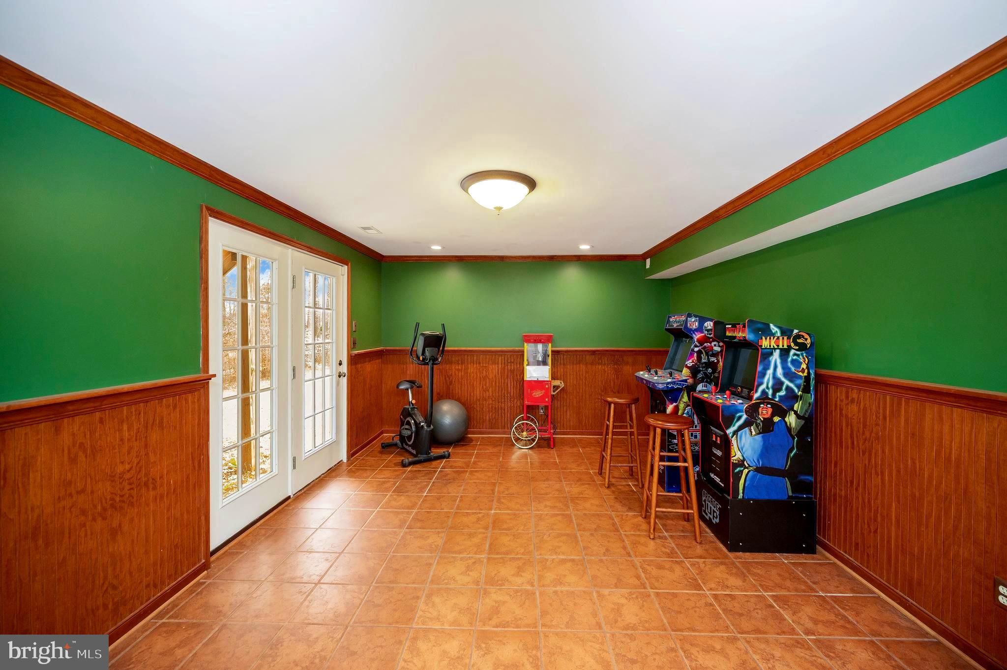 TA WOODS RUN - Residential