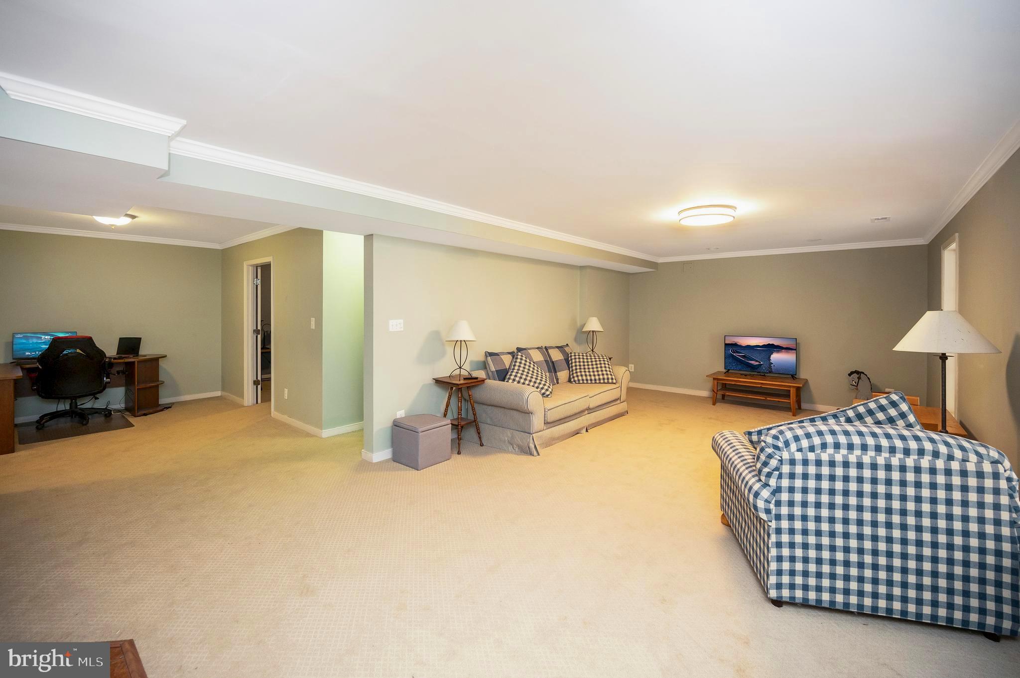 TA WOODS RUN - Residential