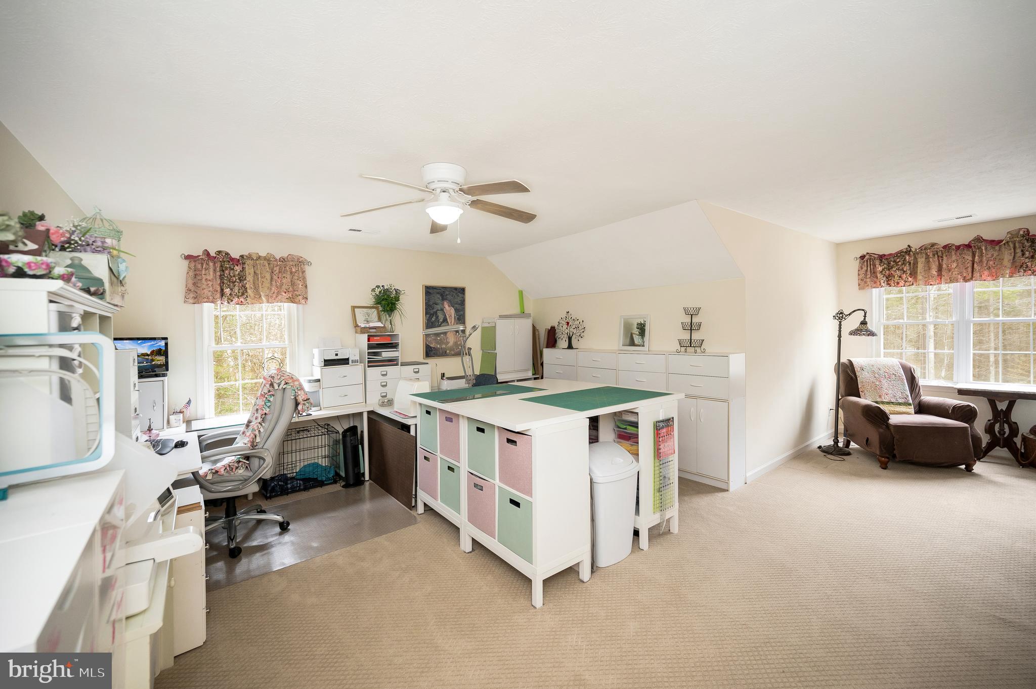 TA WOODS RUN - Residential