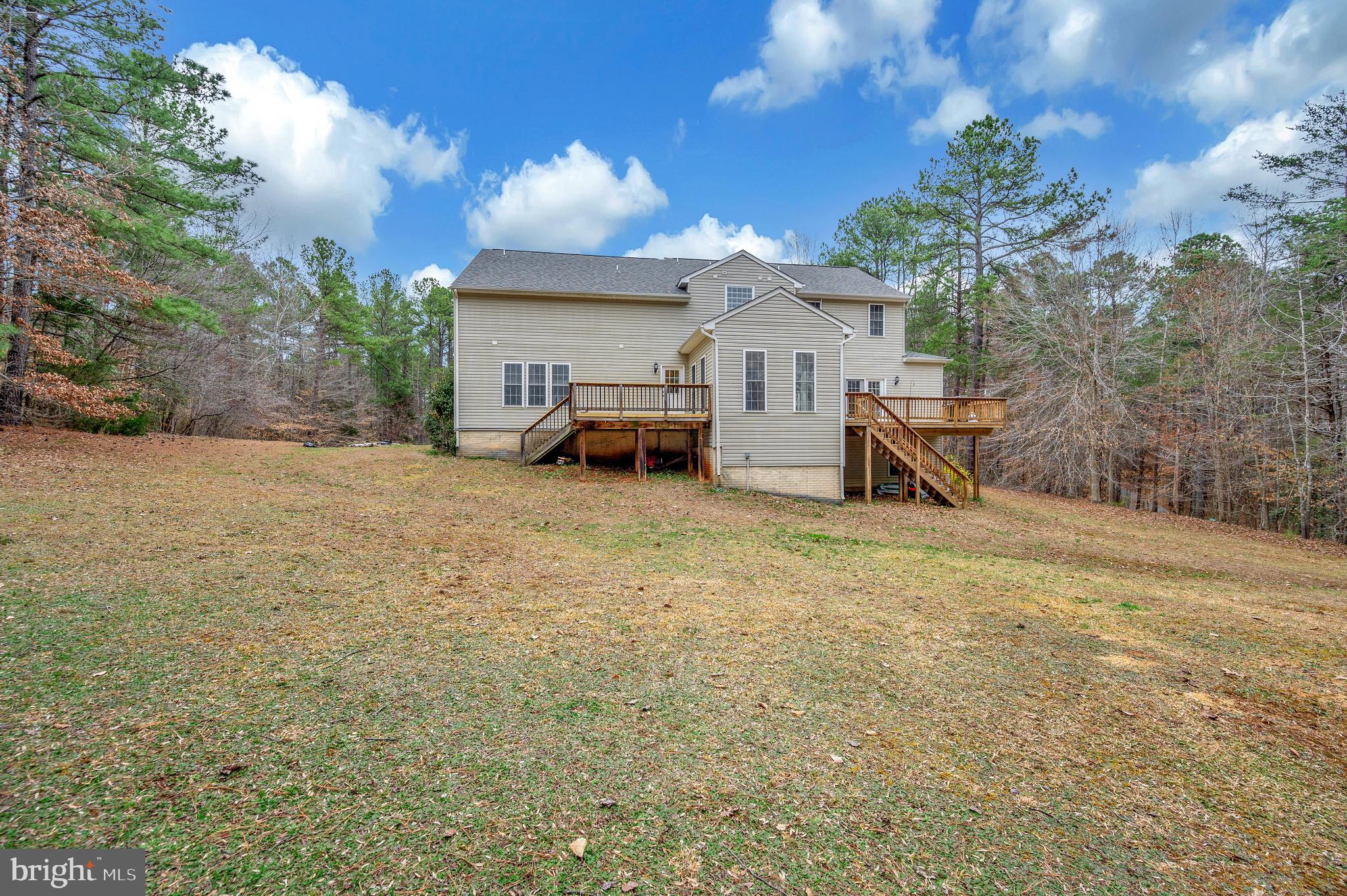 TA WOODS RUN - Residential