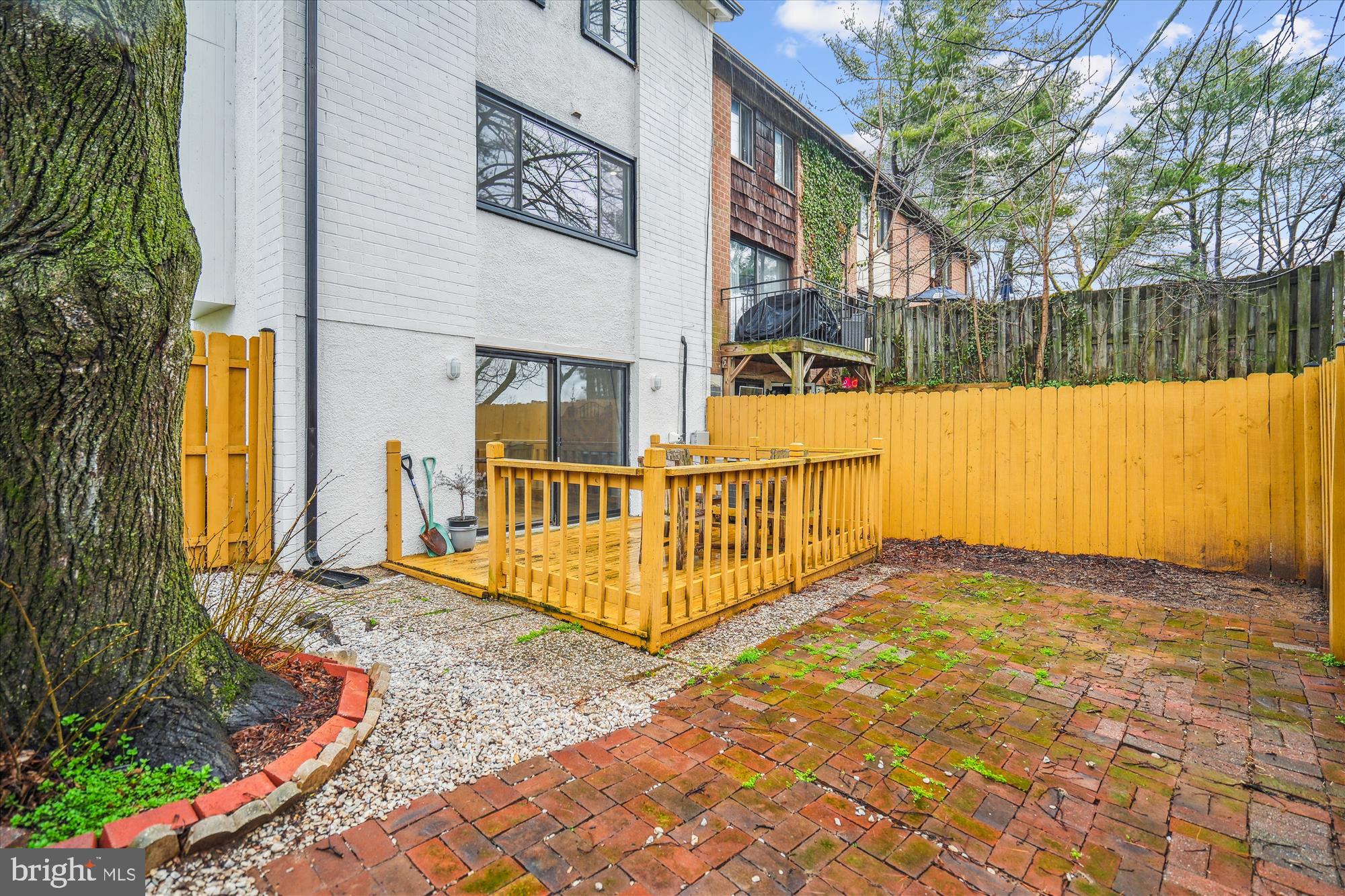 VILLAGE OF OWEN BROWN - Residential