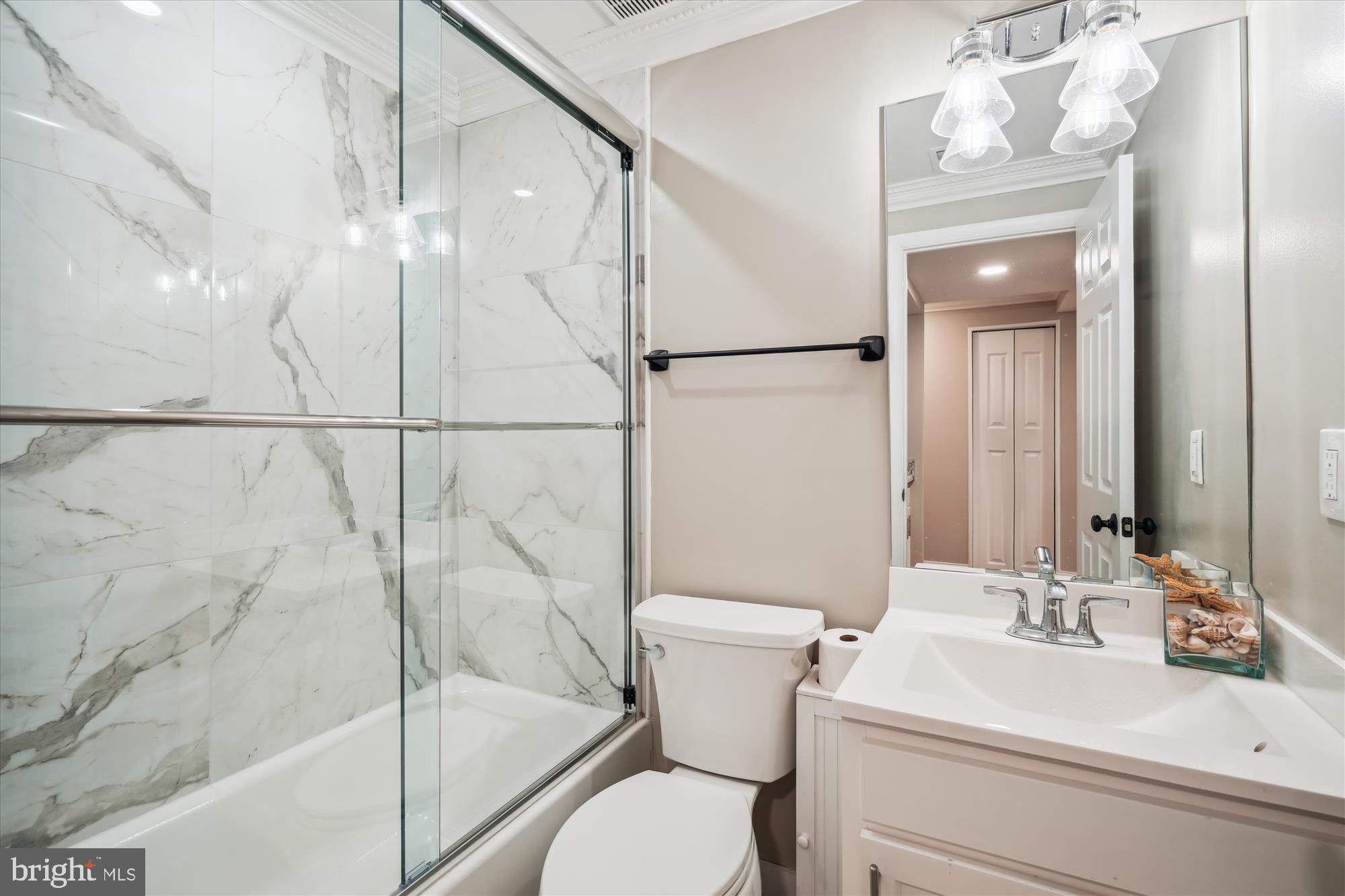 VILLAGE OF OWEN BROWN - Residential