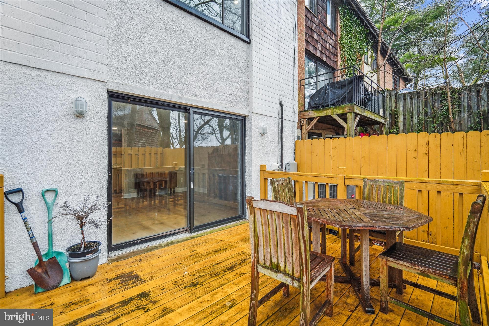 VILLAGE OF OWEN BROWN - Residential