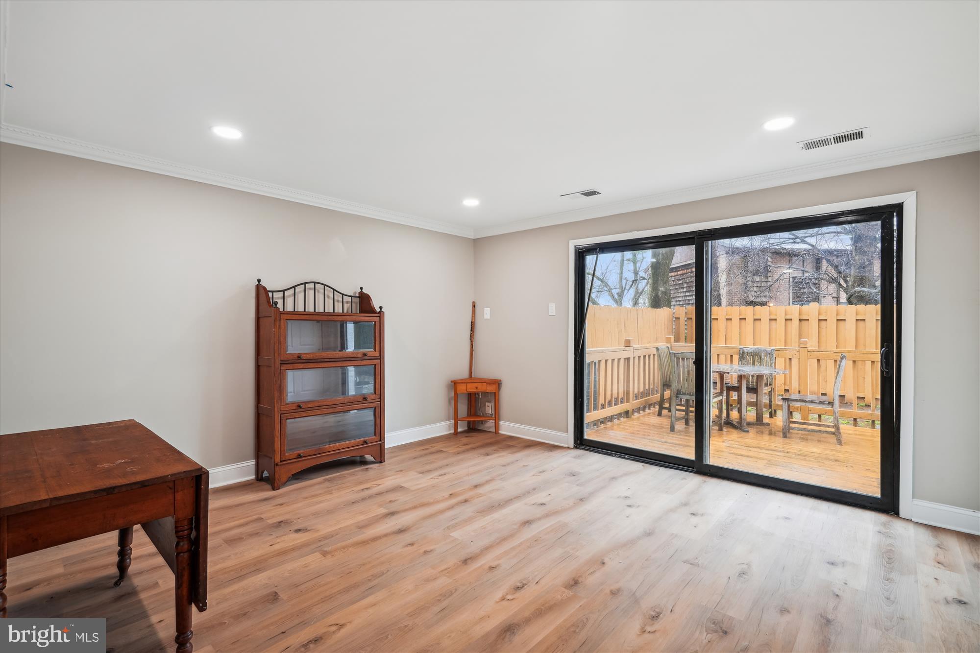 VILLAGE OF OWEN BROWN - Residential