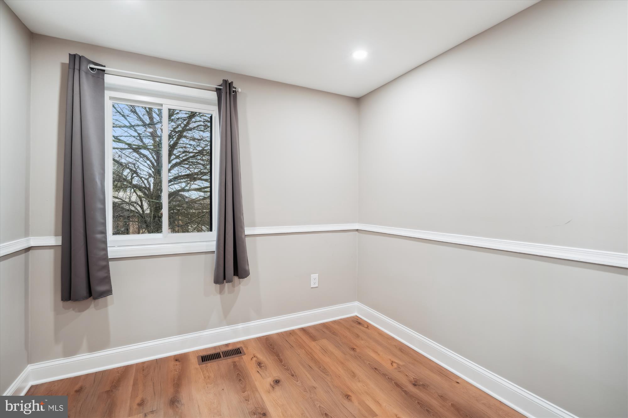 VILLAGE OF OWEN BROWN - Residential