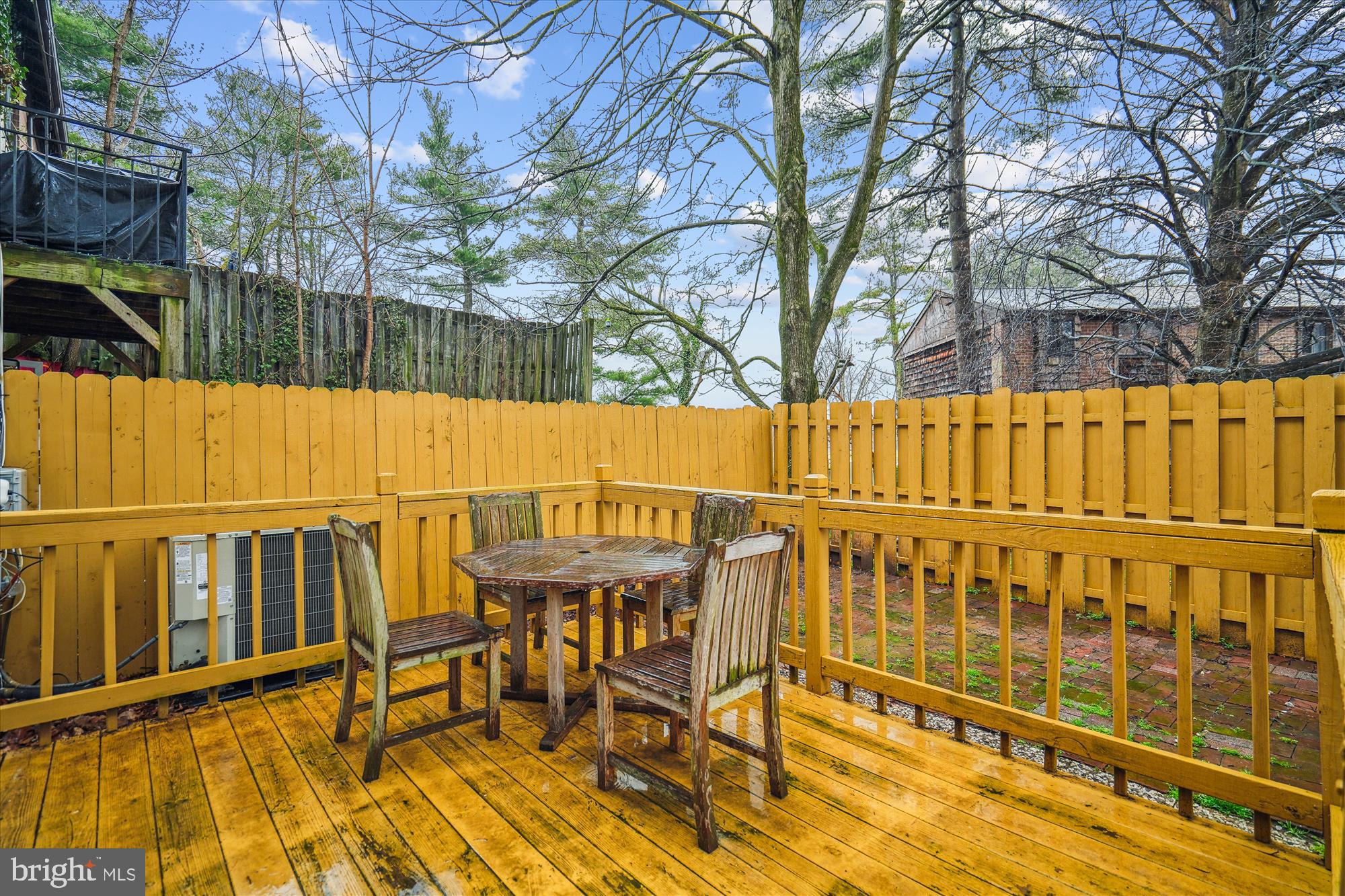 VILLAGE OF OWEN BROWN - Residential