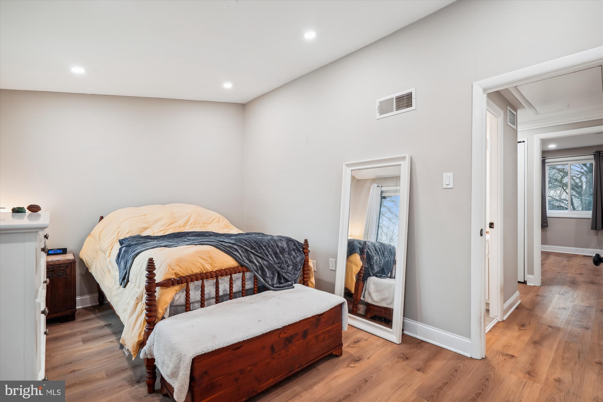 VILLAGE OF OWEN BROWN - Residential