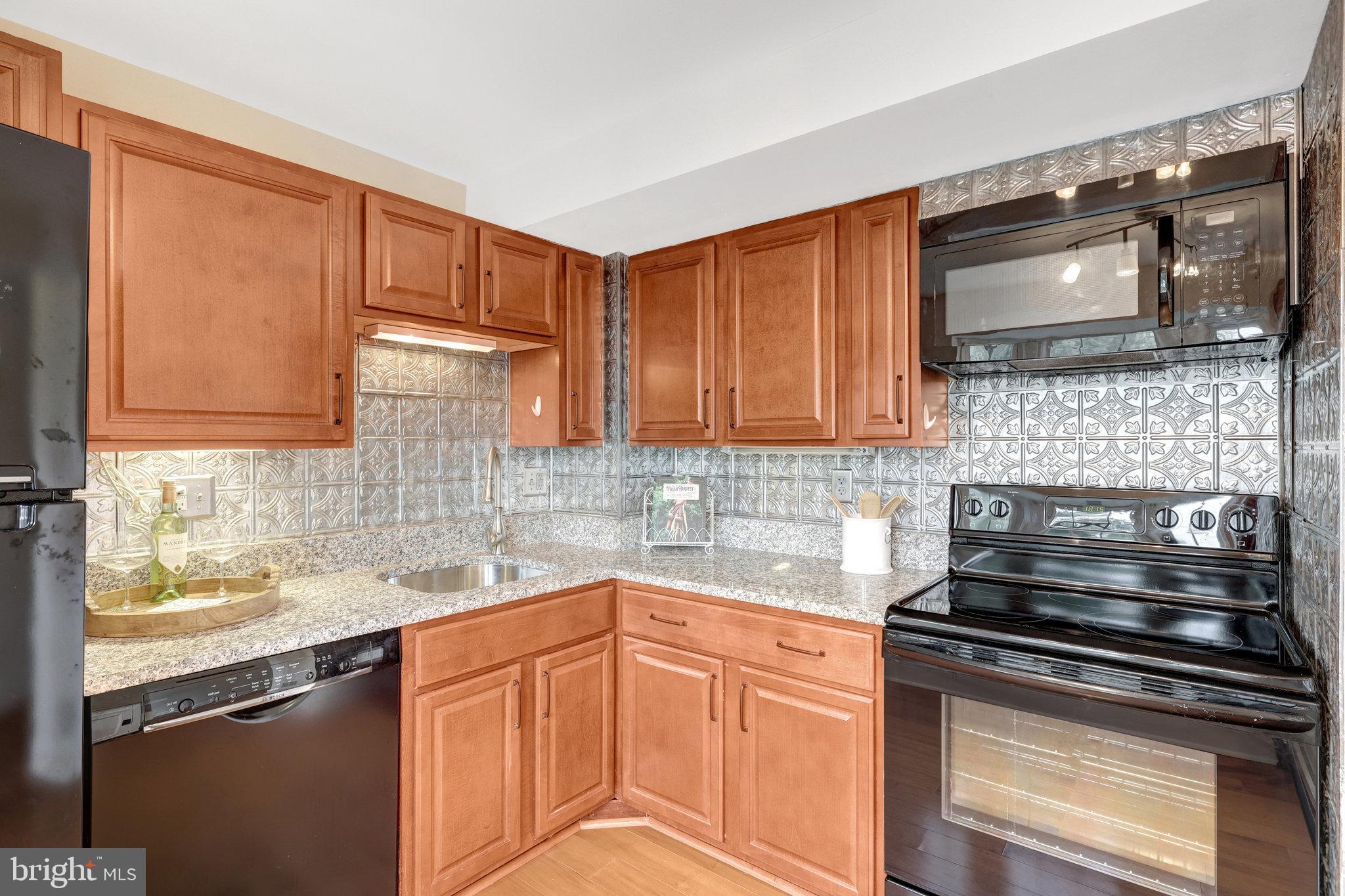 COUNTRYSIDE - Residential