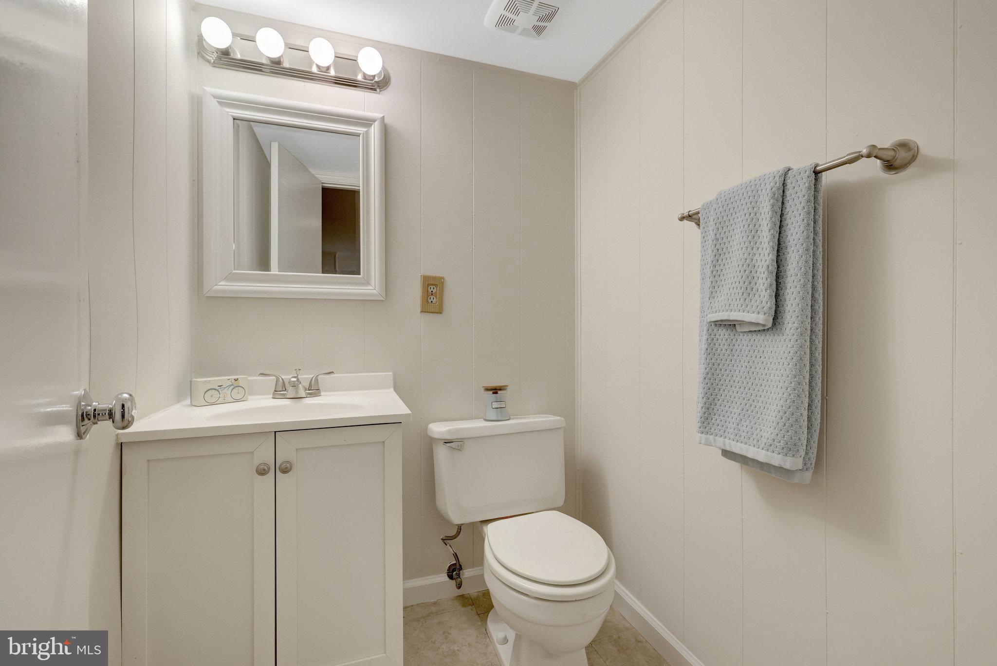 COUNTRYSIDE - Residential