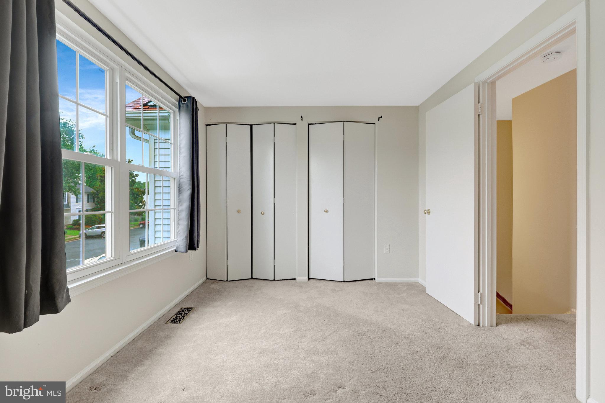 COUNTRYSIDE - Residential