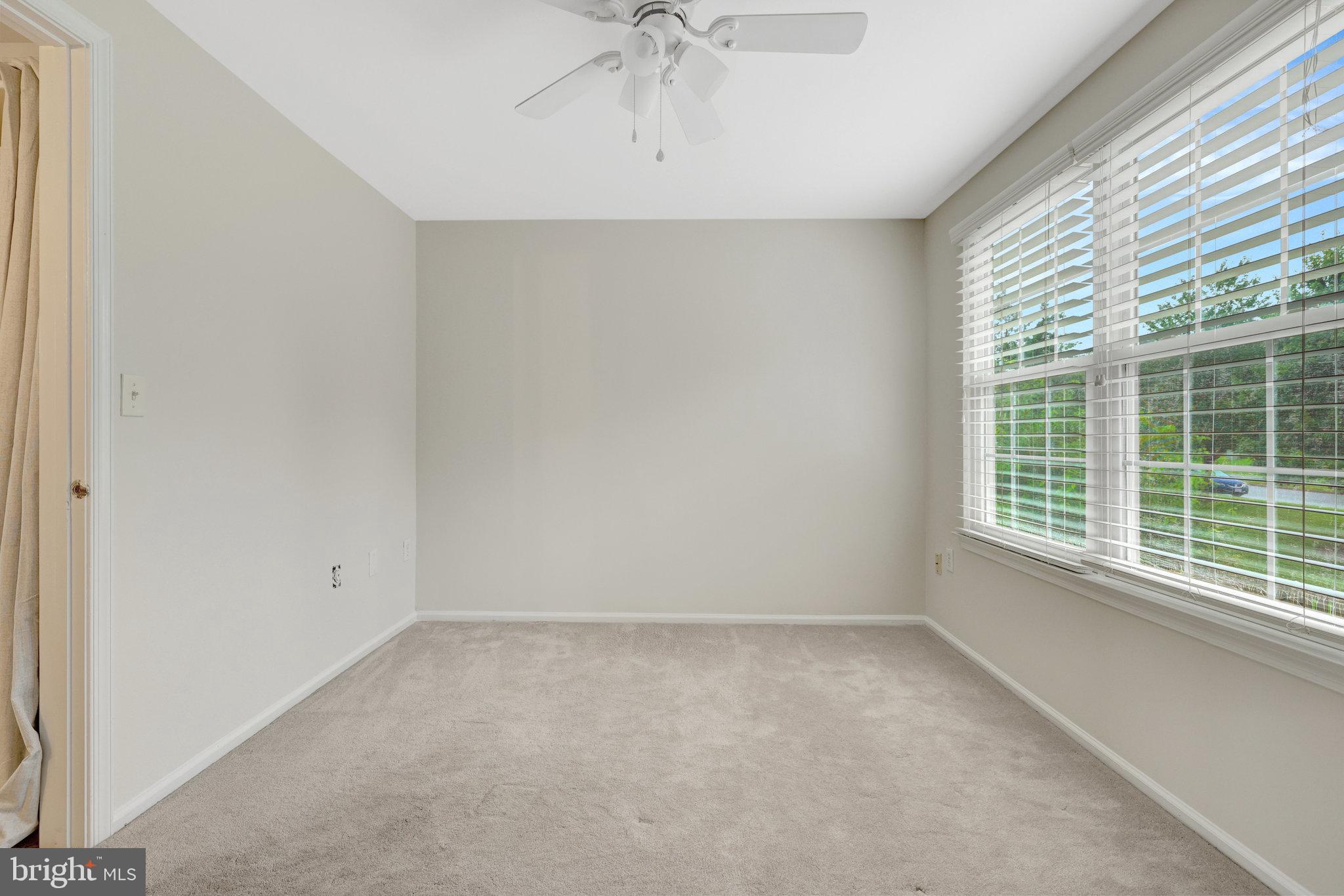 COUNTRYSIDE - Residential