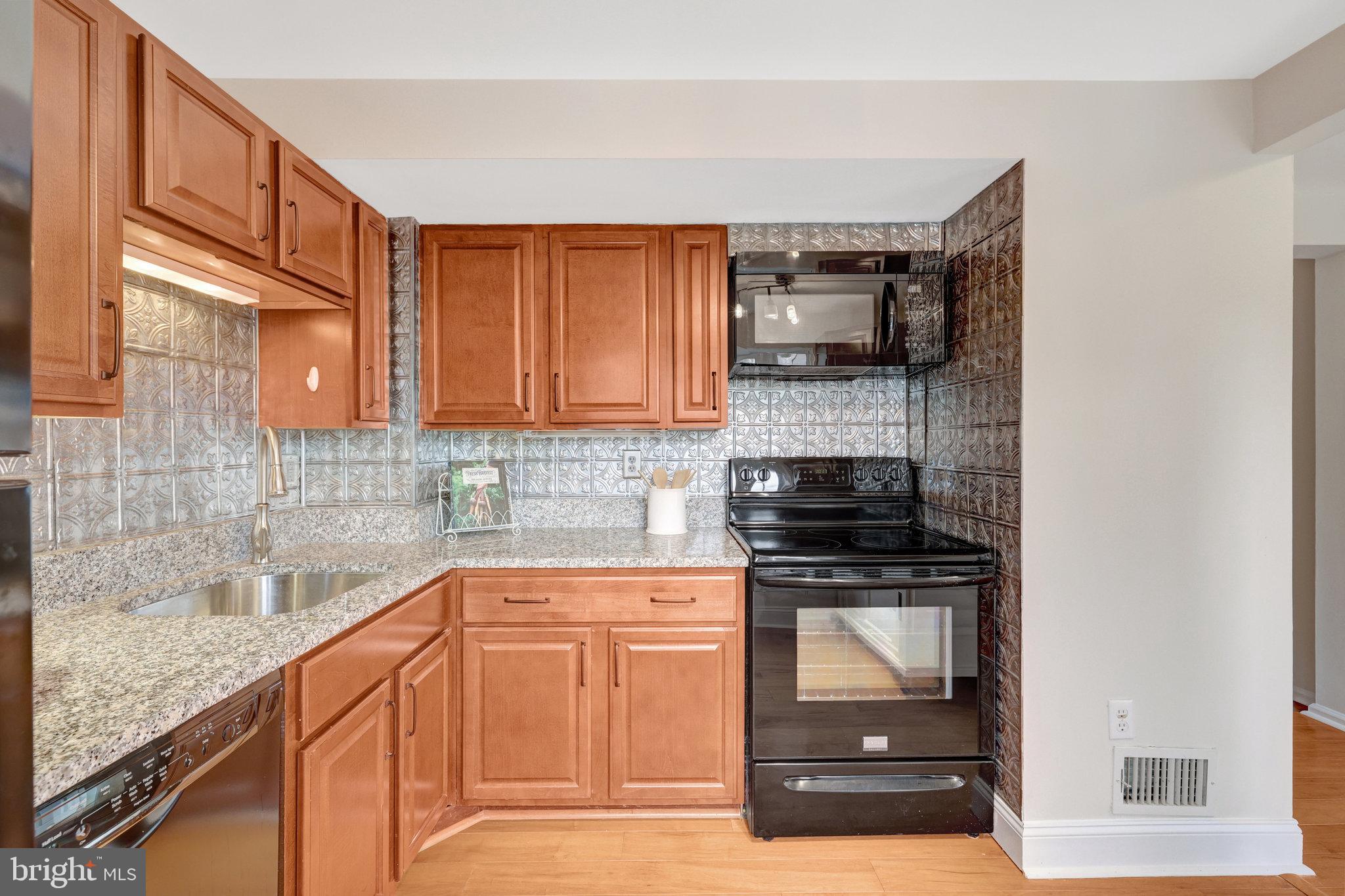 COUNTRYSIDE - Residential