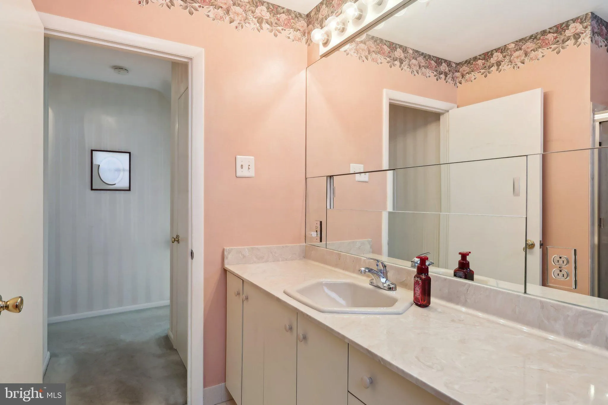 Feasterville Trevose, Pennsylvania 19053, United States, 3 Bedrooms Bedrooms, ,2 BathroomsBathrooms,Residential,Contingent,24038