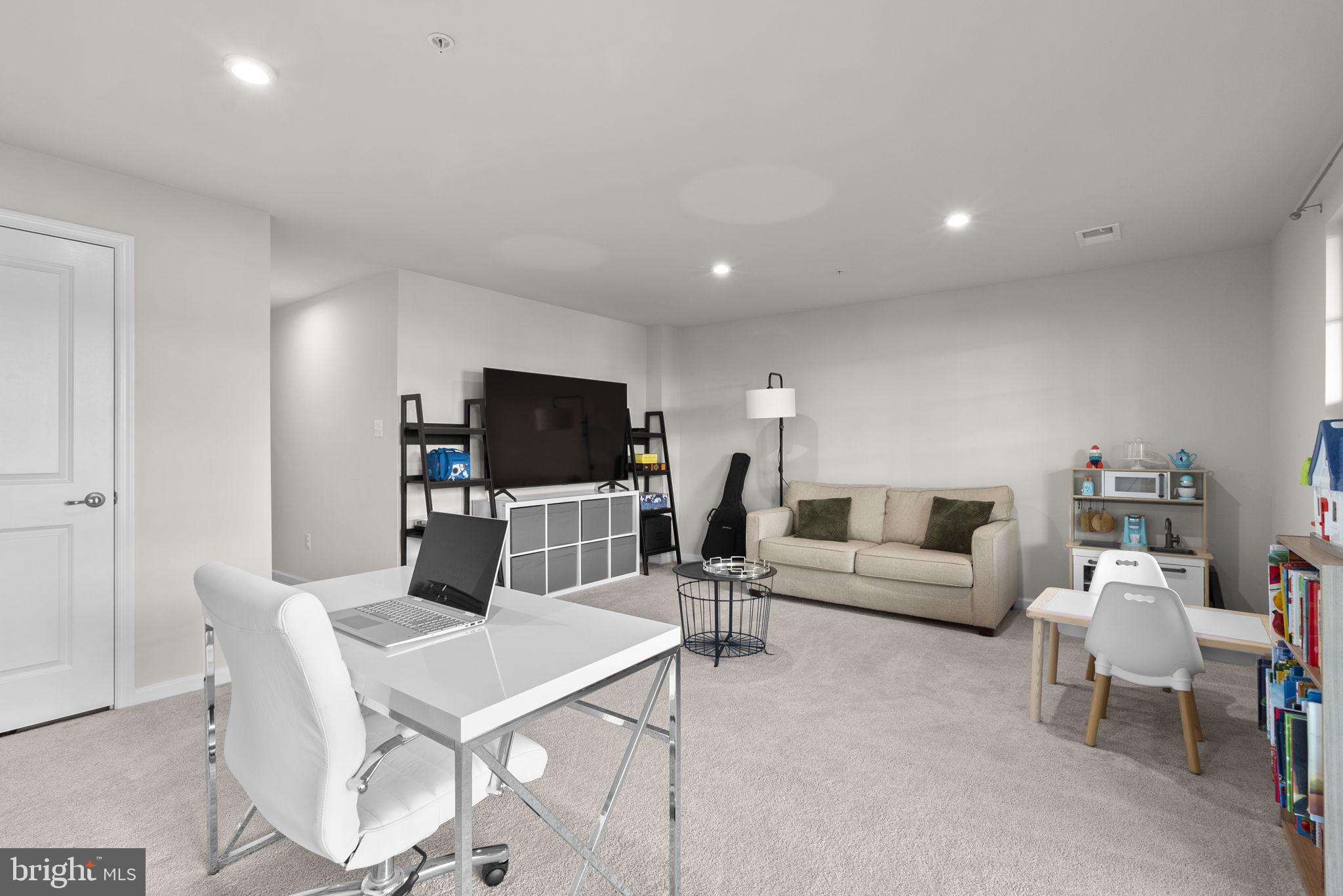 PARKSIDE - Residential