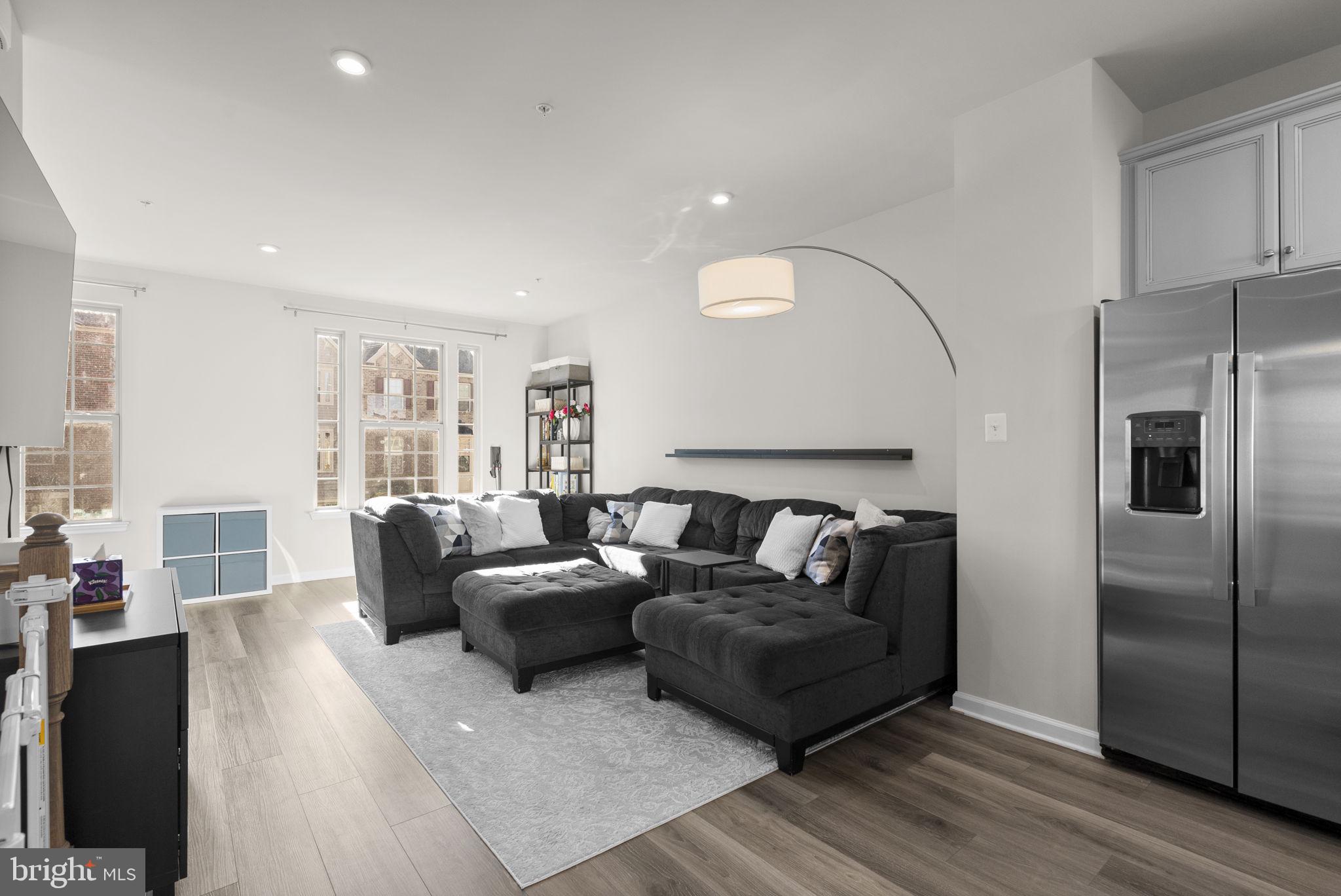 PARKSIDE - Residential