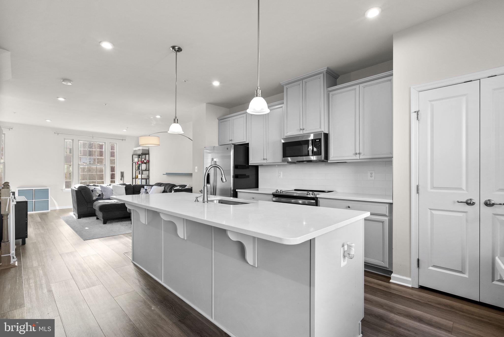 PARKSIDE - Residential