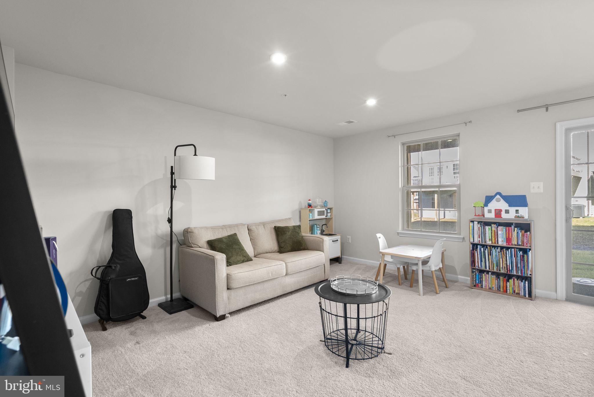 PARKSIDE - Residential