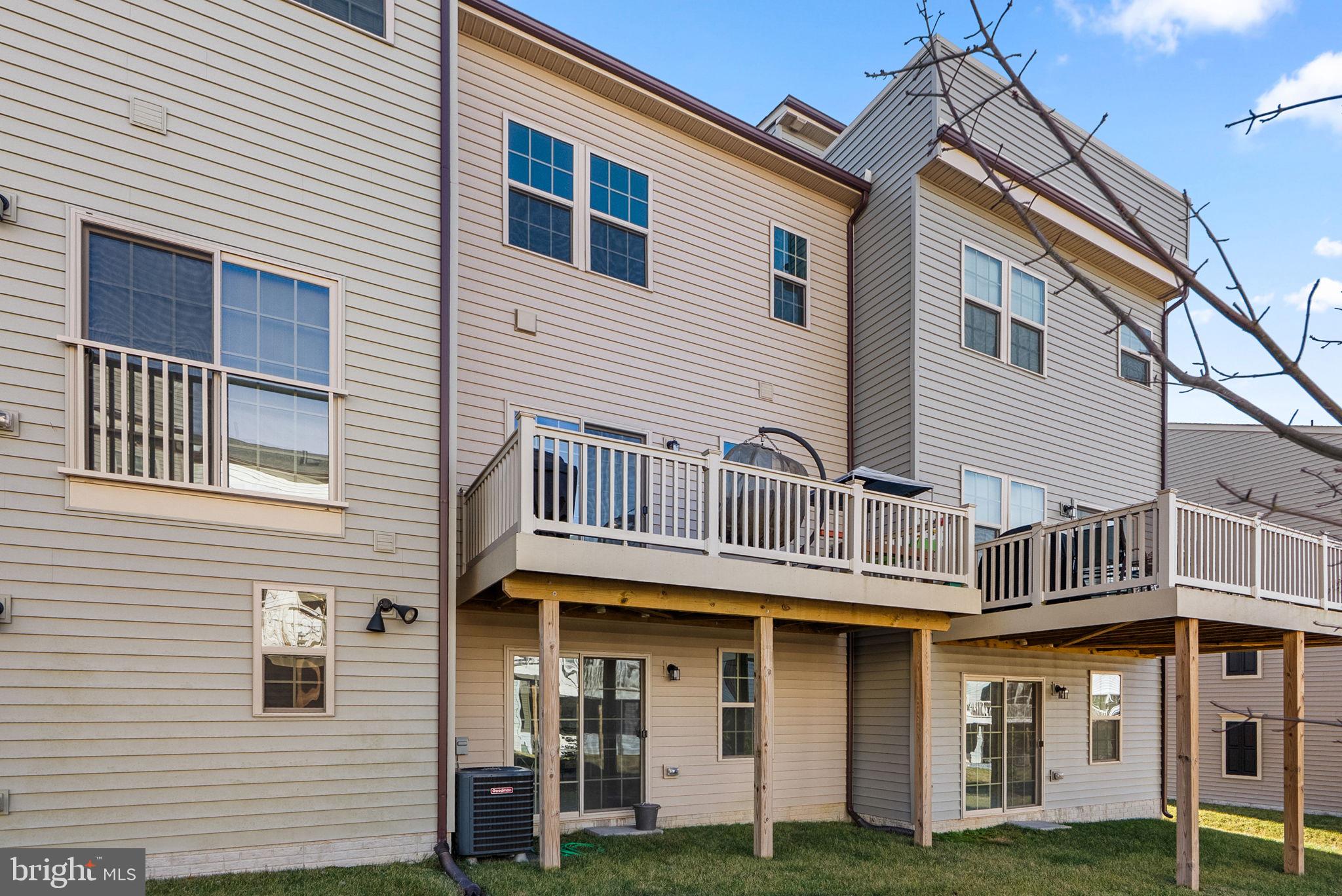 PARKSIDE - Residential