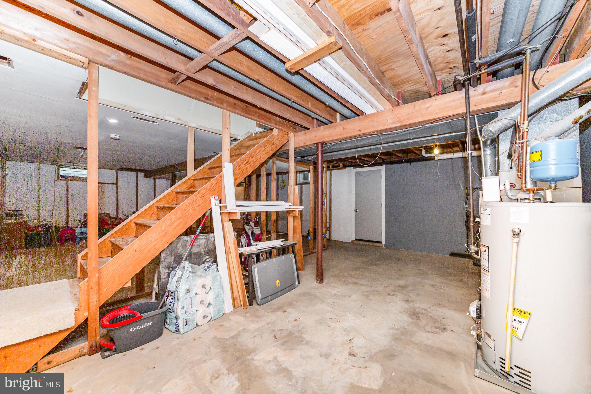 FOREST LAKES - Residential