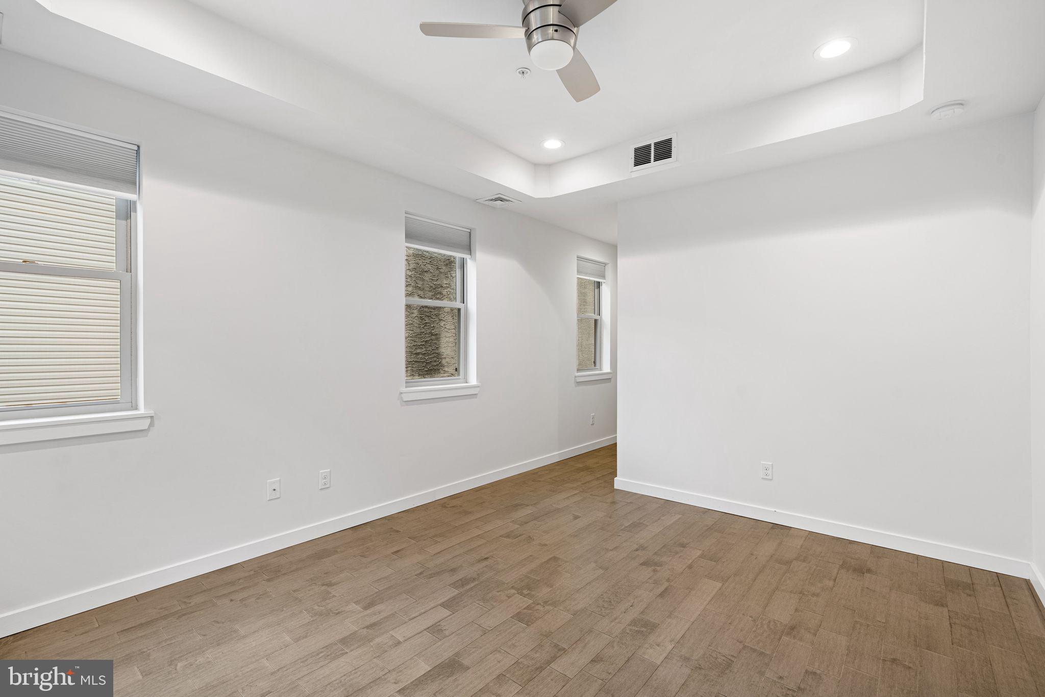 FRANCISVILLE - Residential