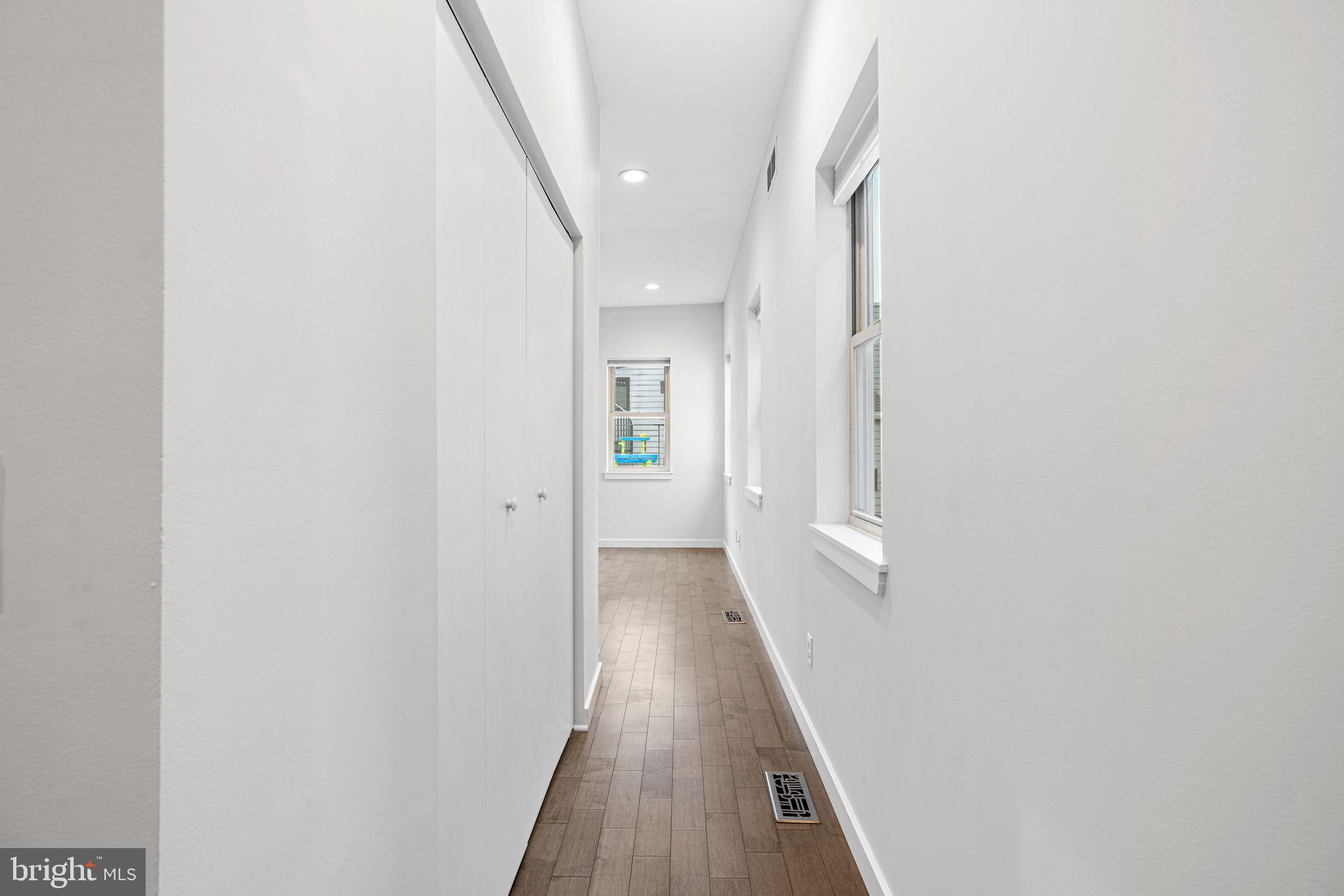 FRANCISVILLE - Residential