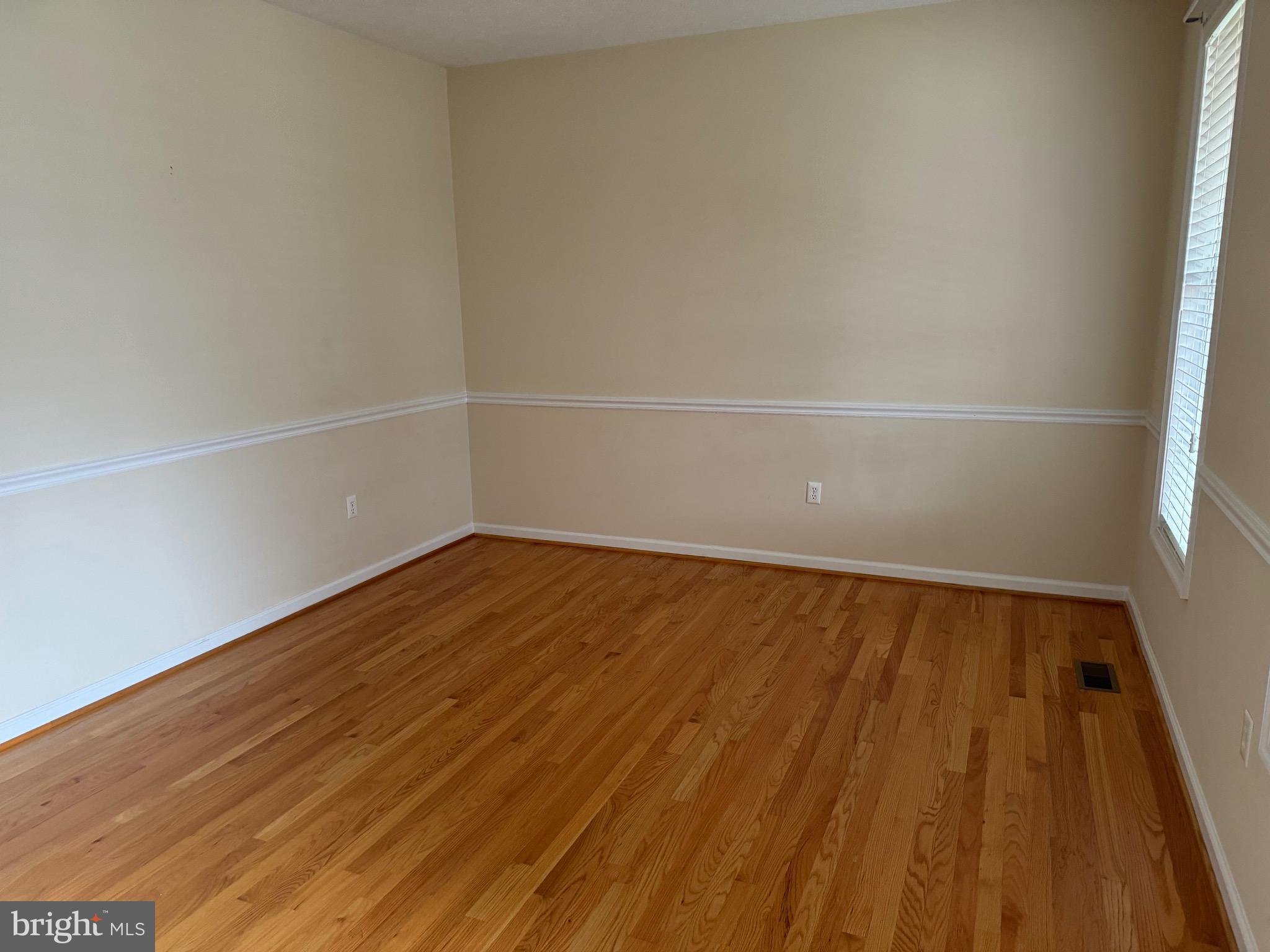 COLONIAL PARK - Residential Lease