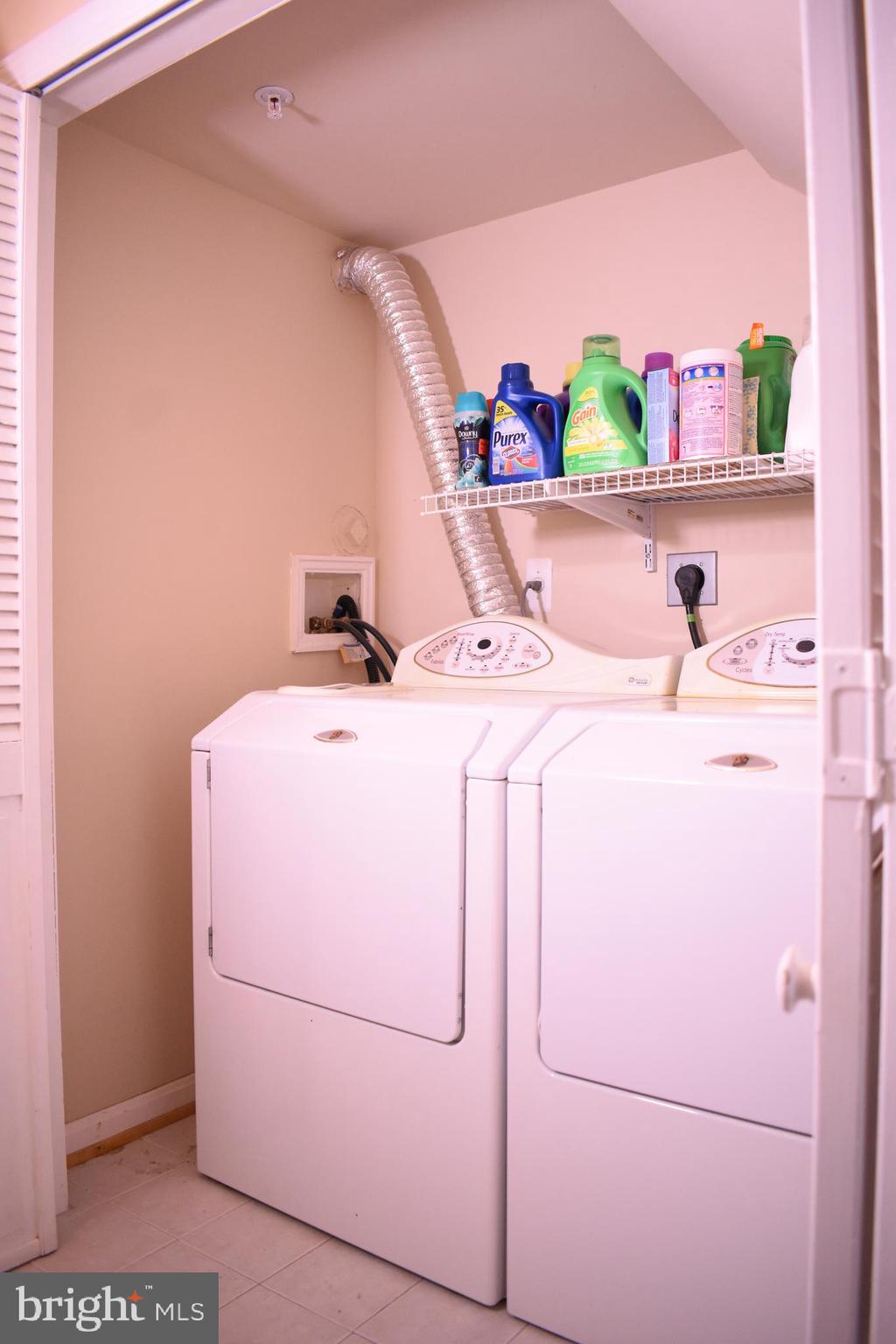 WHITTIER POND - Residential