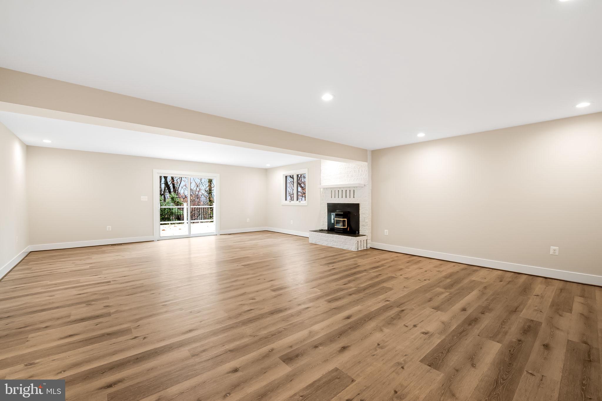 TOWSON ESTATES - Residential