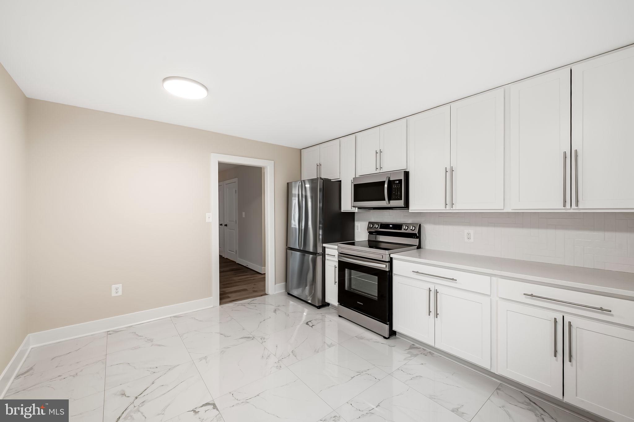 TOWSON ESTATES - Residential