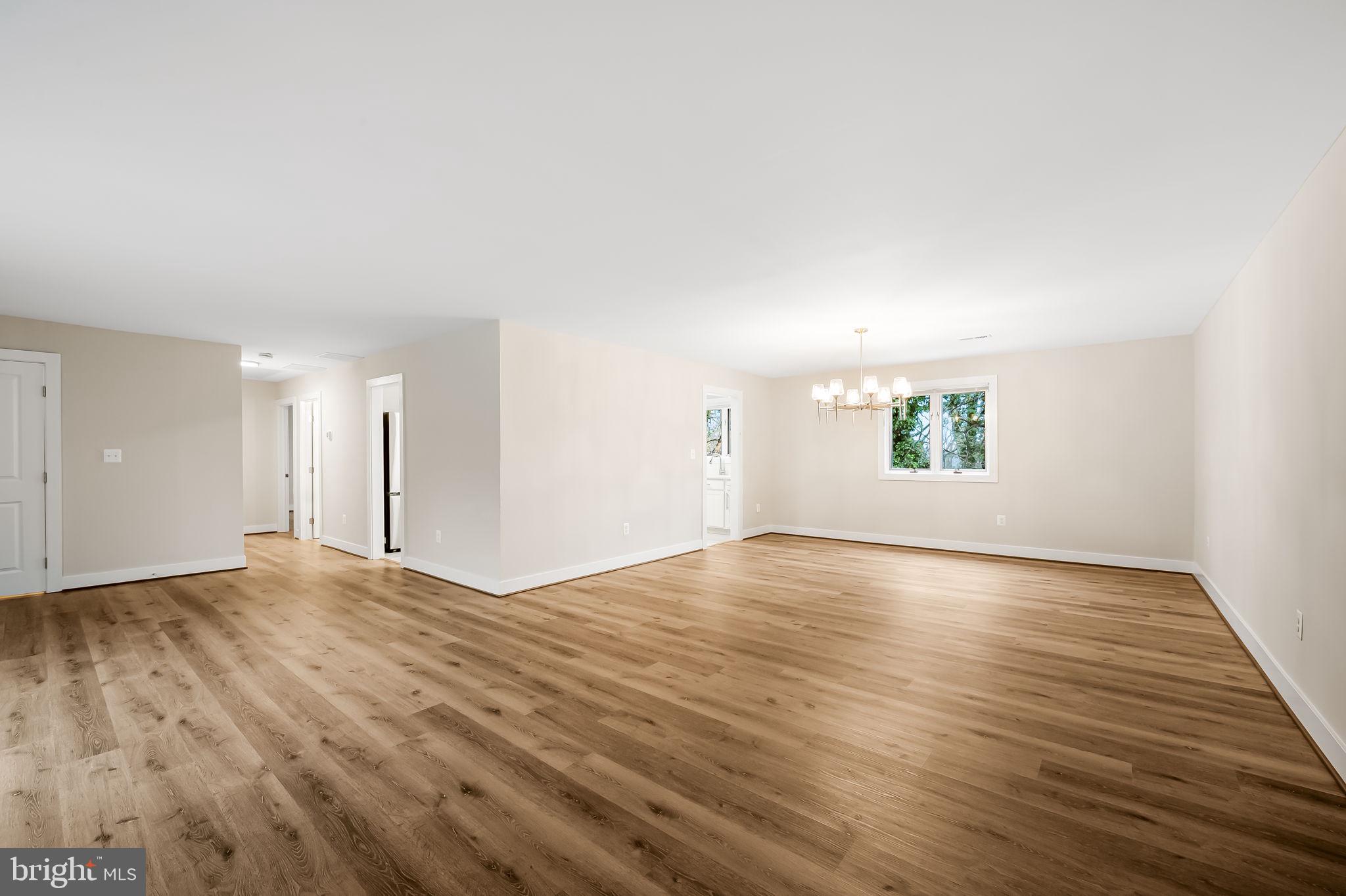 TOWSON ESTATES - Residential