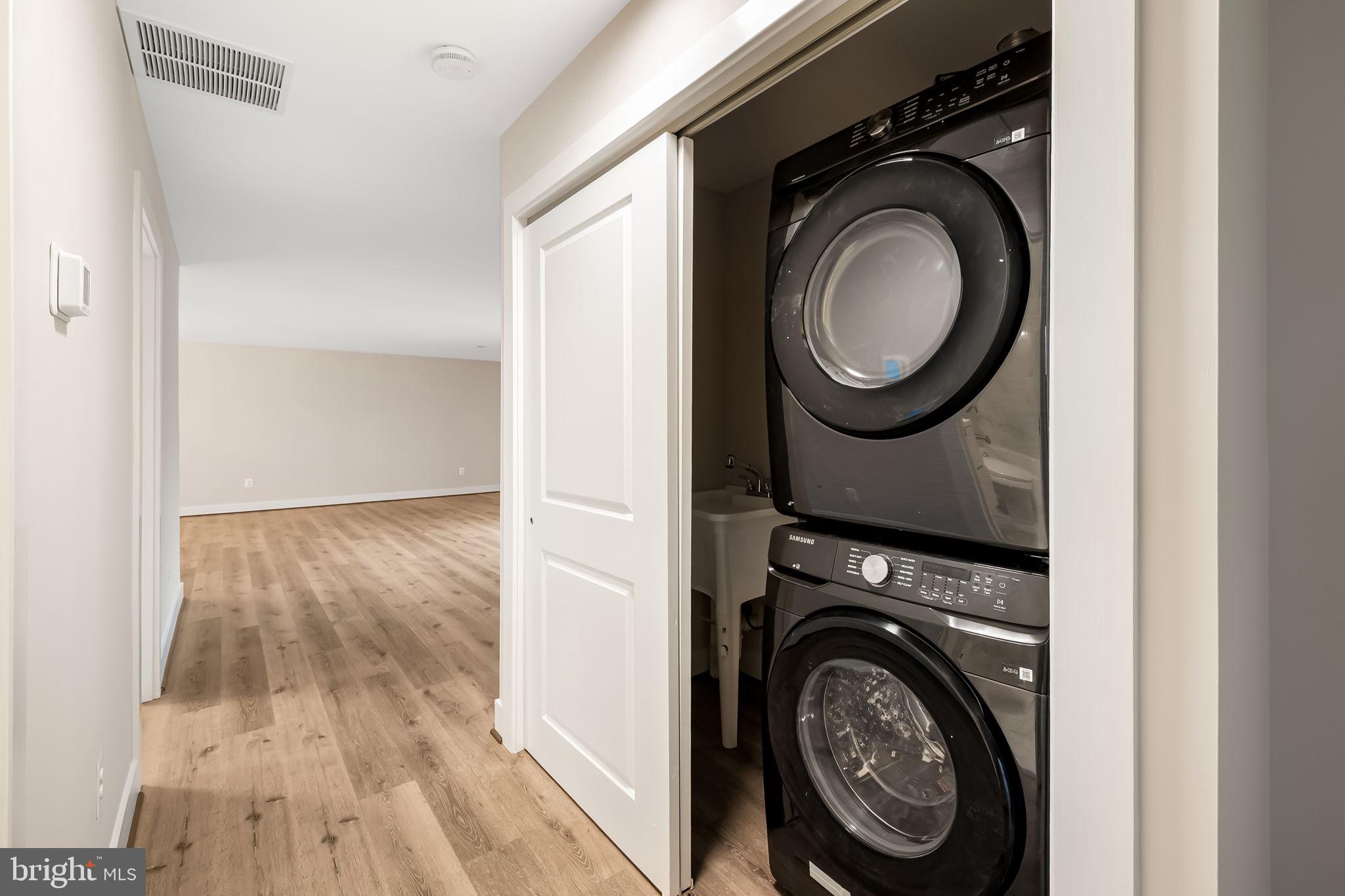 TOWSON ESTATES - Residential