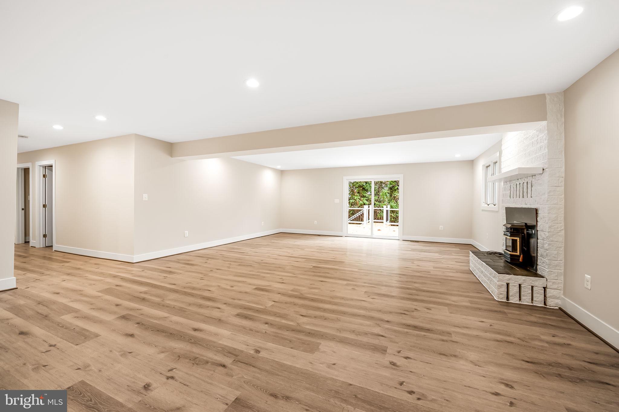 TOWSON ESTATES - Residential