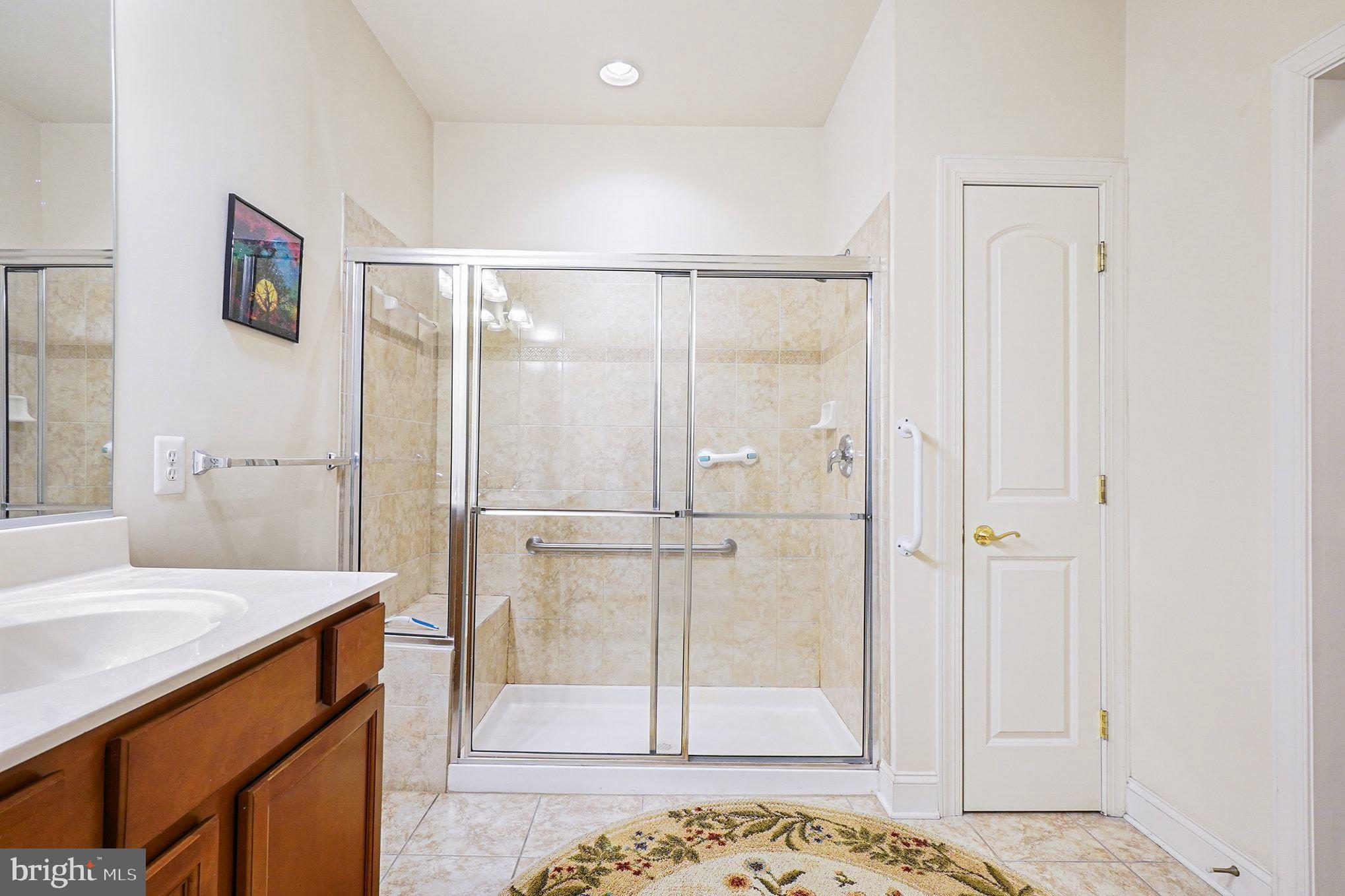 MACPHAIL WOODS - Residential