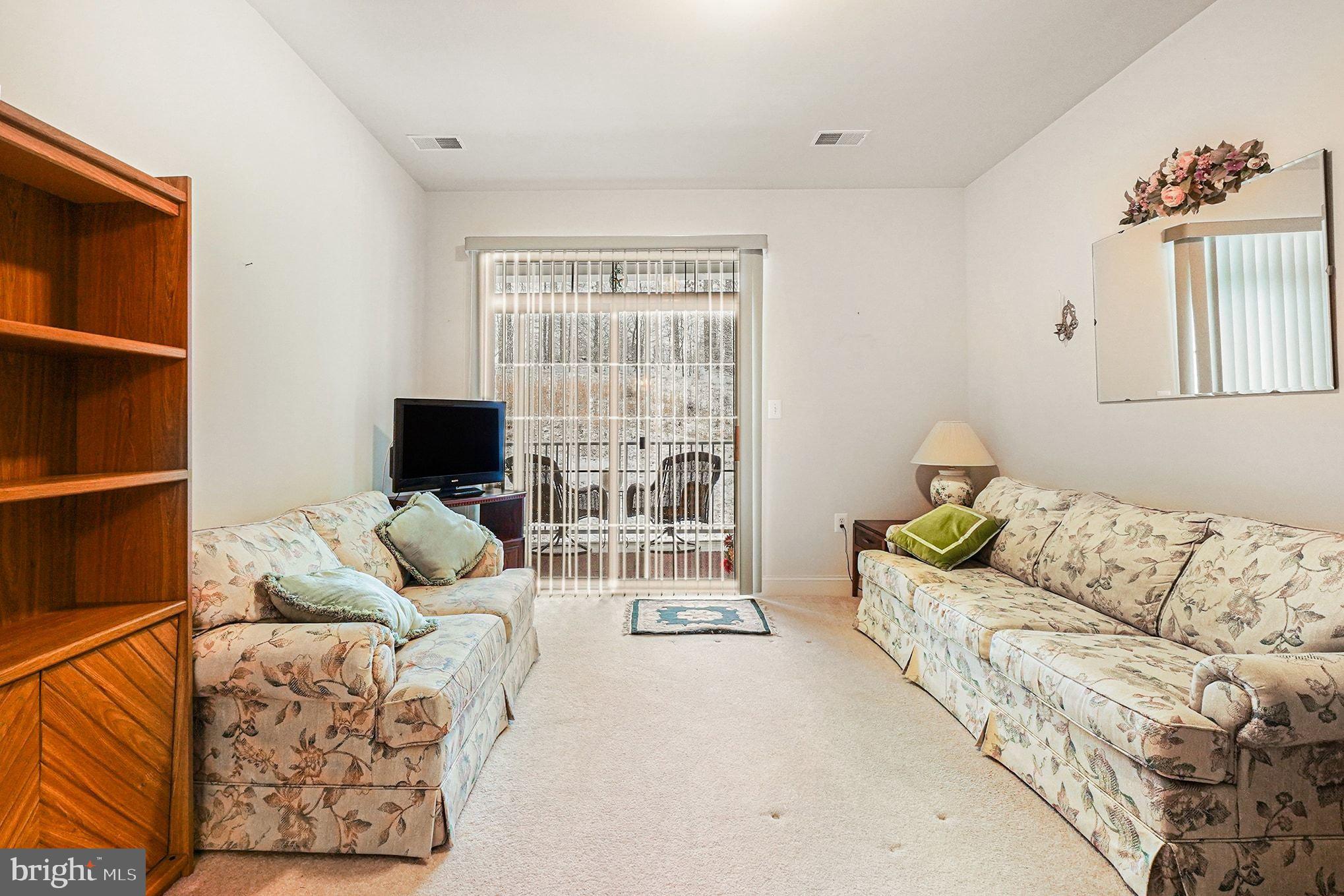 MACPHAIL WOODS - Residential