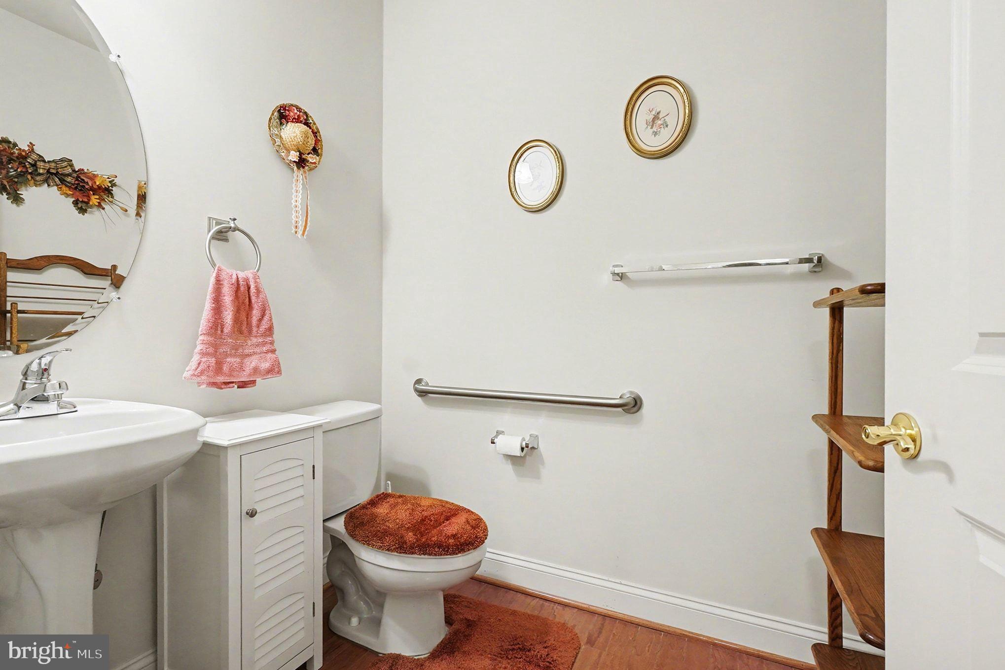 MACPHAIL WOODS - Residential