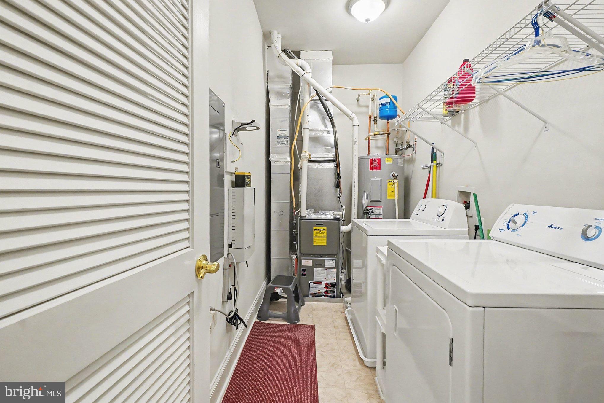 MACPHAIL WOODS - Residential