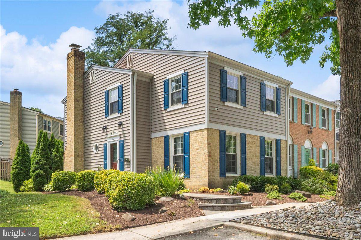 17 GOODPORT LANE