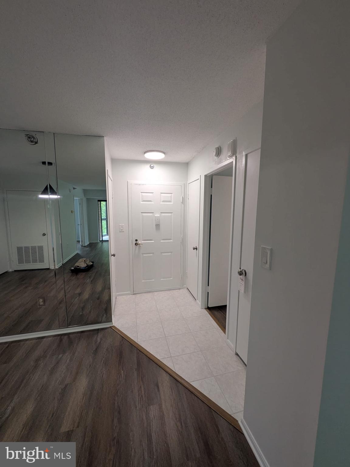 LEISURE WORLD - Residential