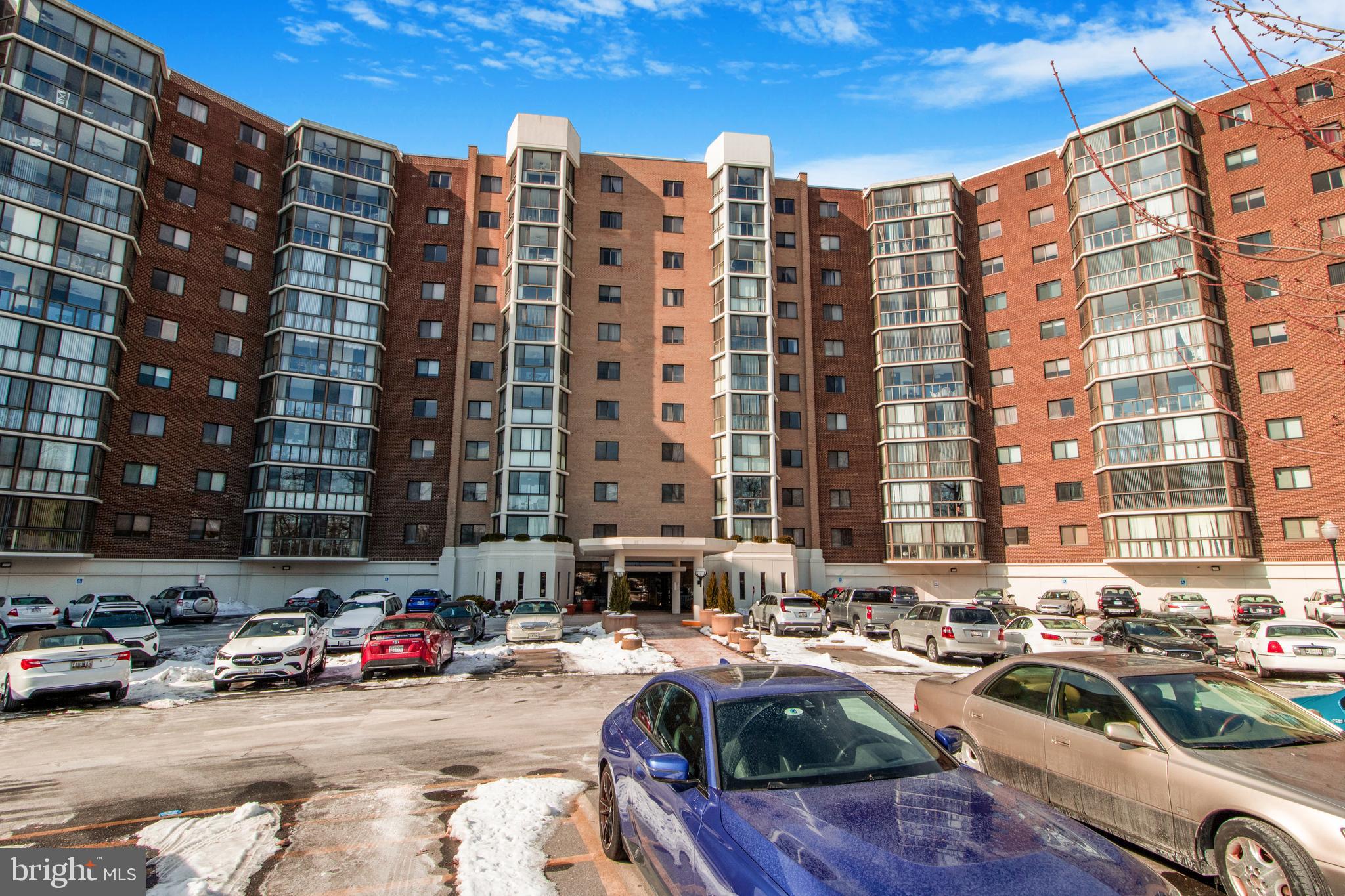 LEISURE WORLD - Residential