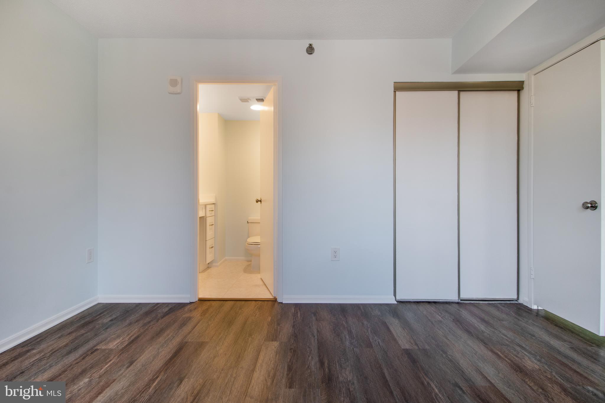 LEISURE WORLD - Residential