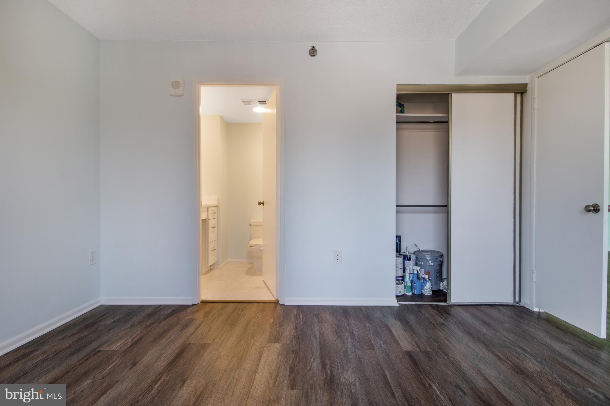 LEISURE WORLD - Residential