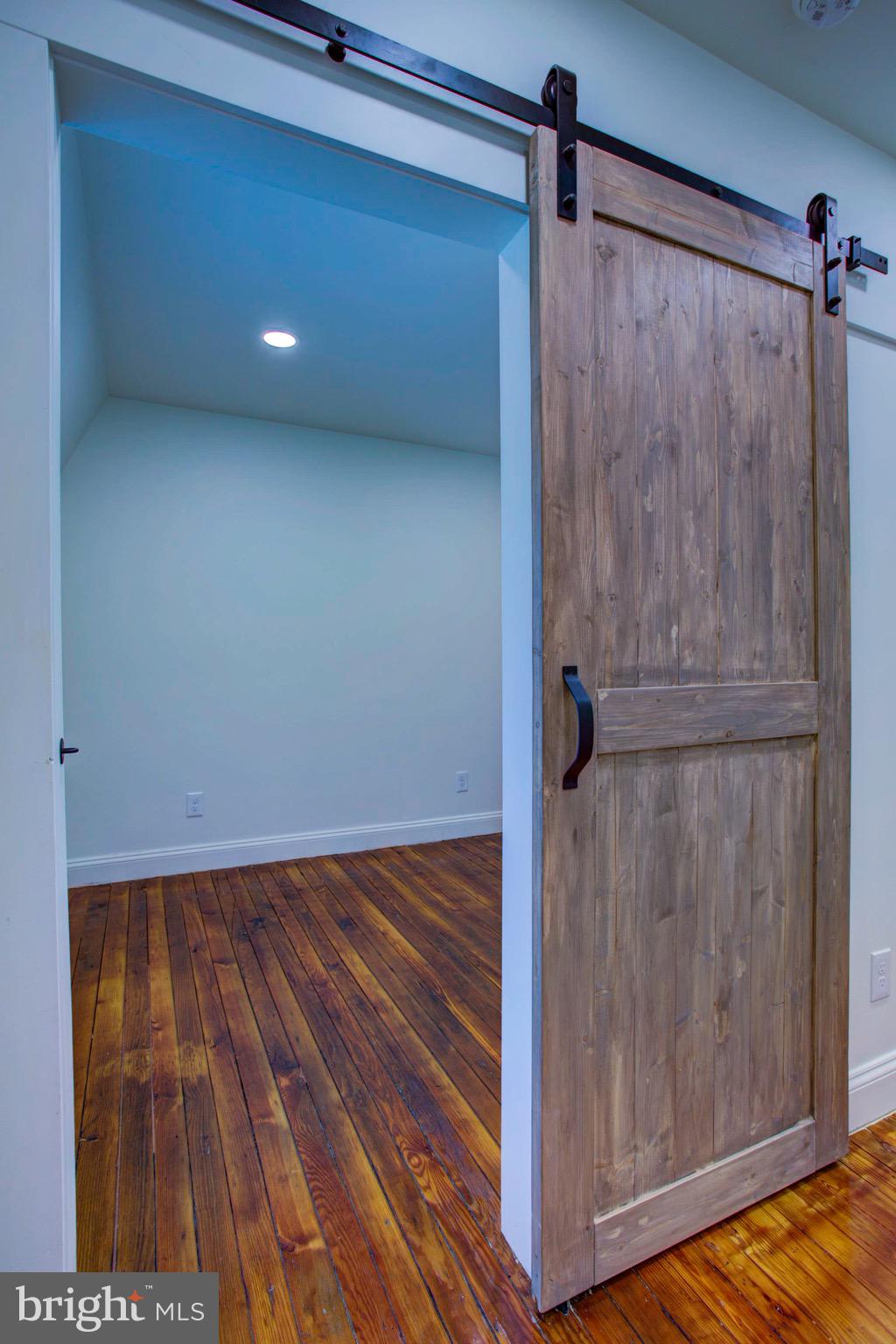 LANCASTER - Residential Lease