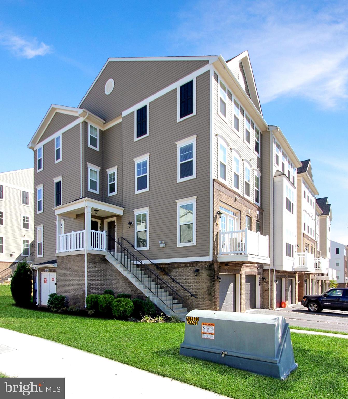 JEFFERSON PLACE - Residential