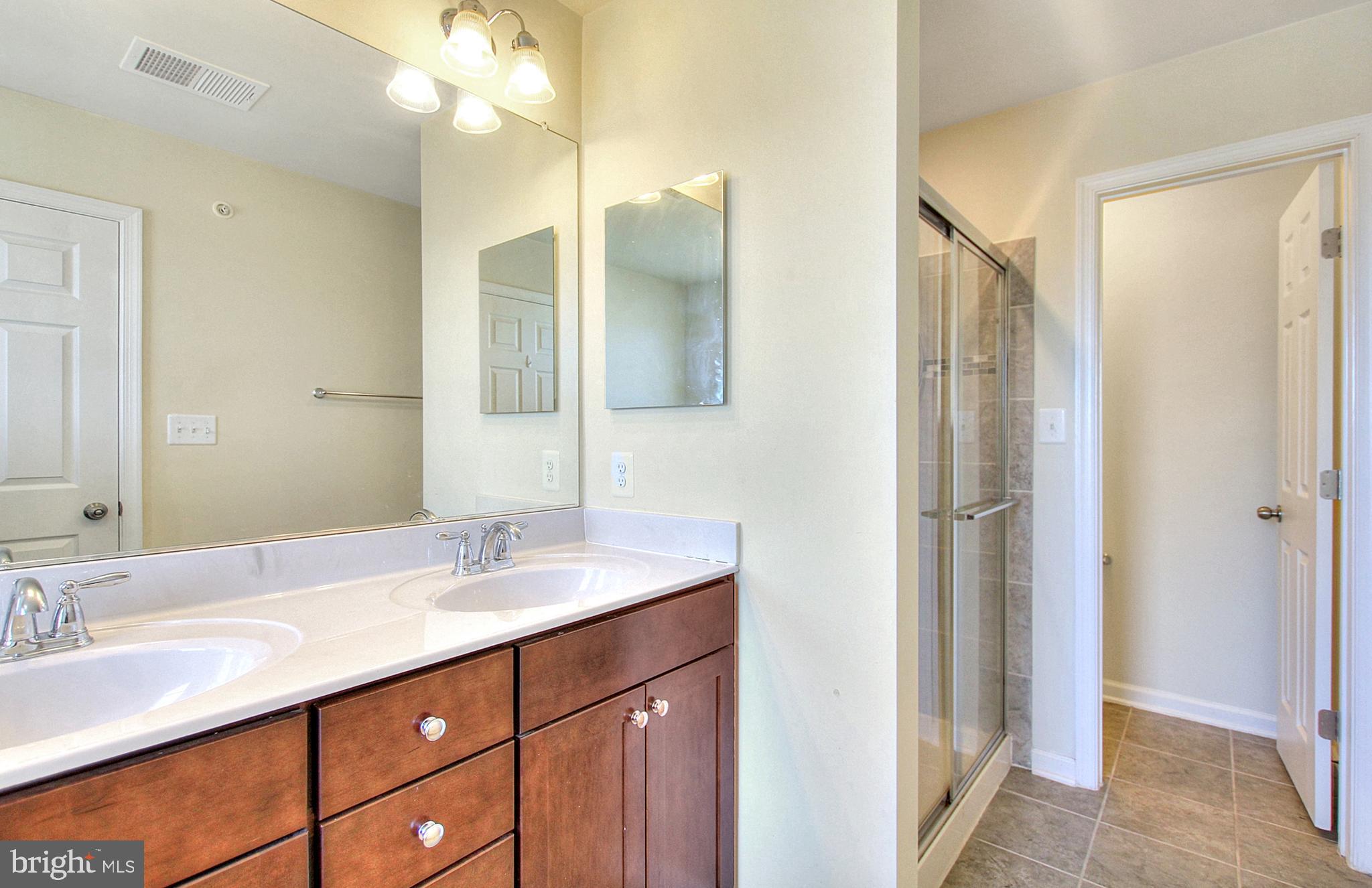 JEFFERSON PLACE - Residential