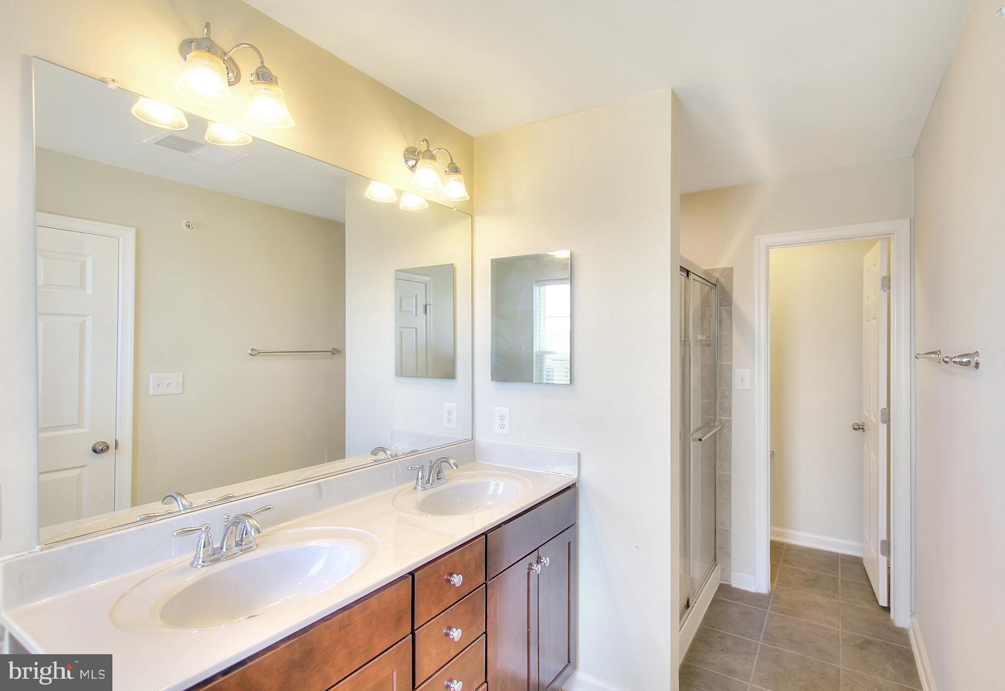 JEFFERSON PLACE - Residential