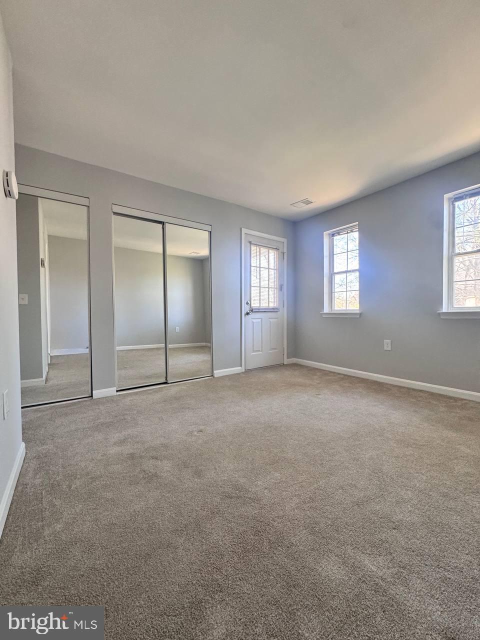 FLOWER HILL - Residential Lease