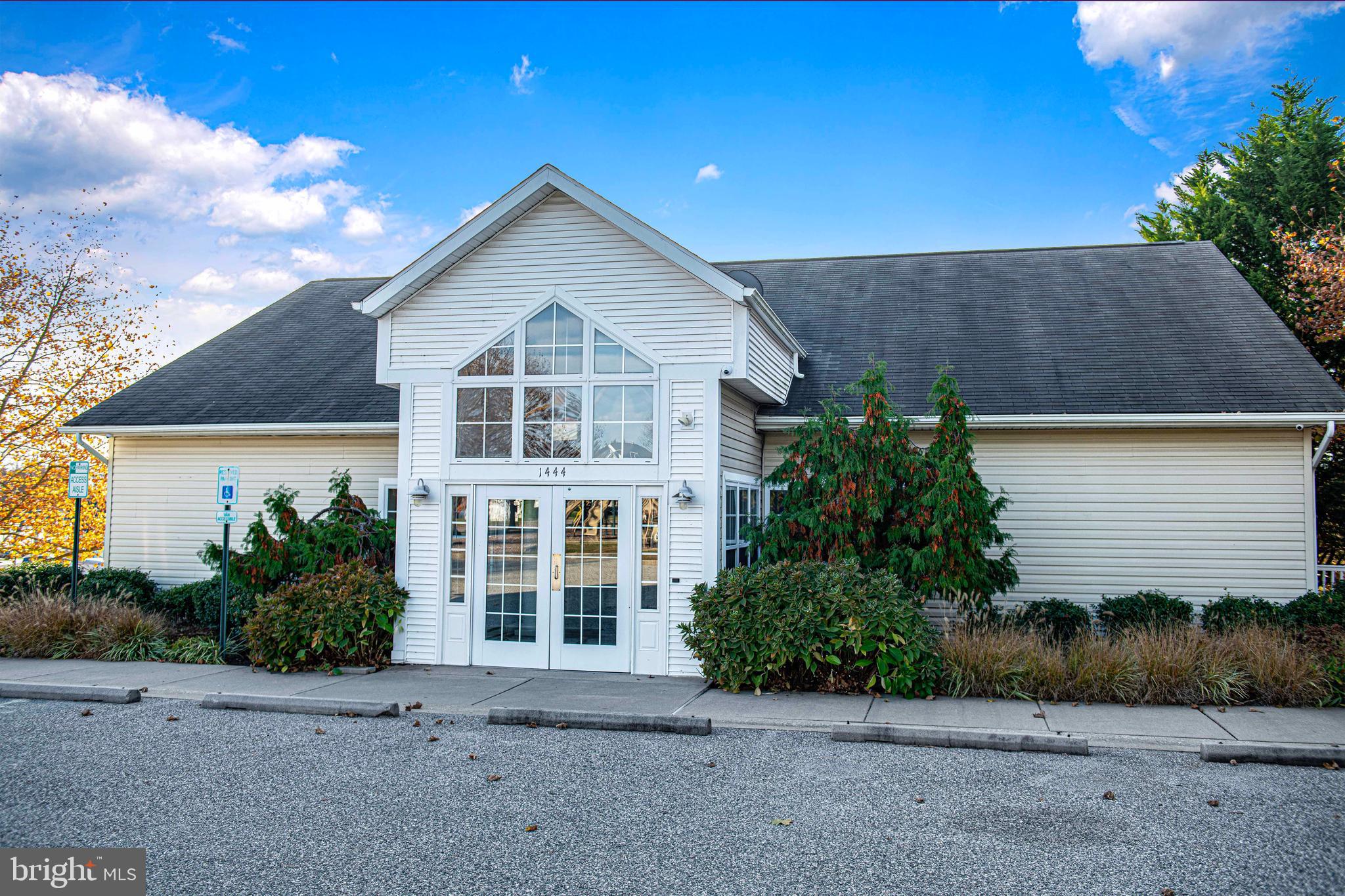 GREENBRIER HILLS - Residential